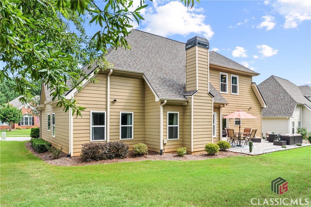 1744 Orchard Walk