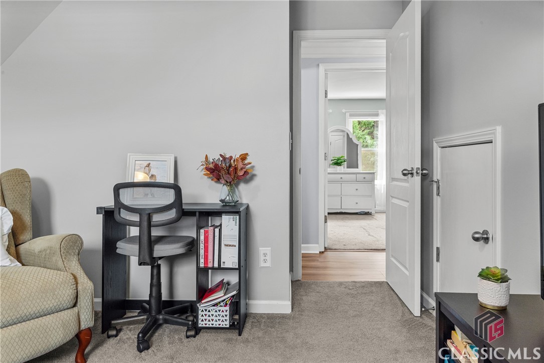 1744 Orchard Walk