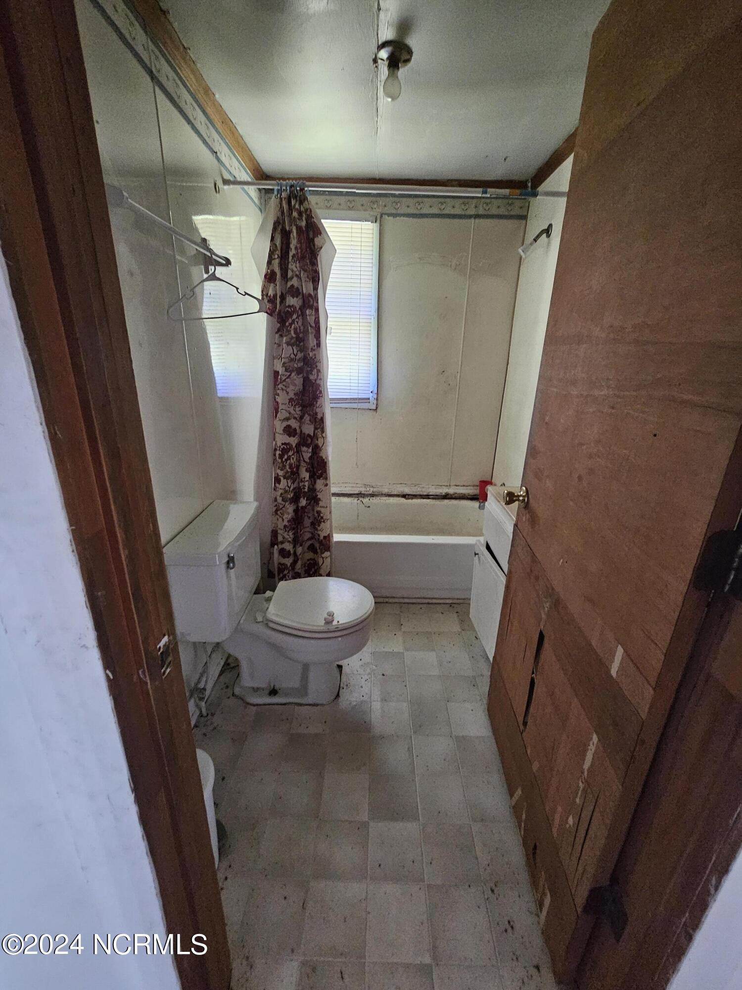 592 Crooked Run Road