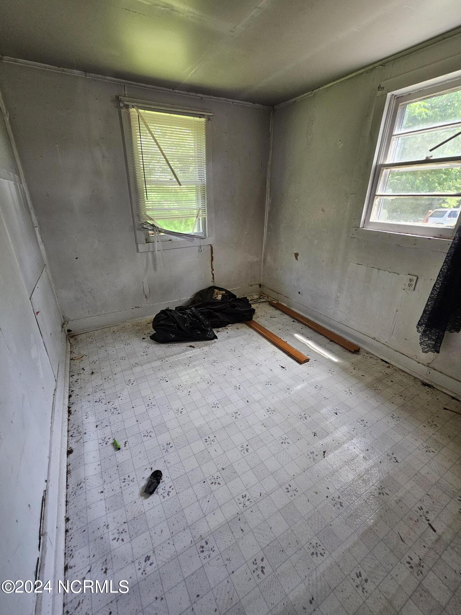 592 Crooked Run Road