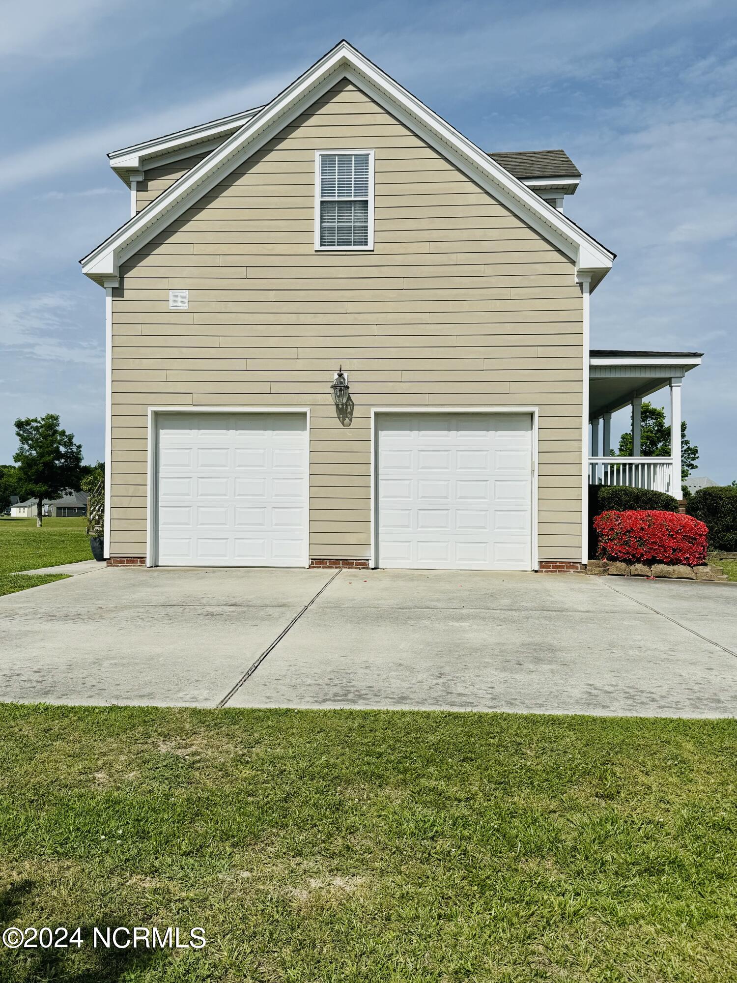 115 Tulip Tree Drive