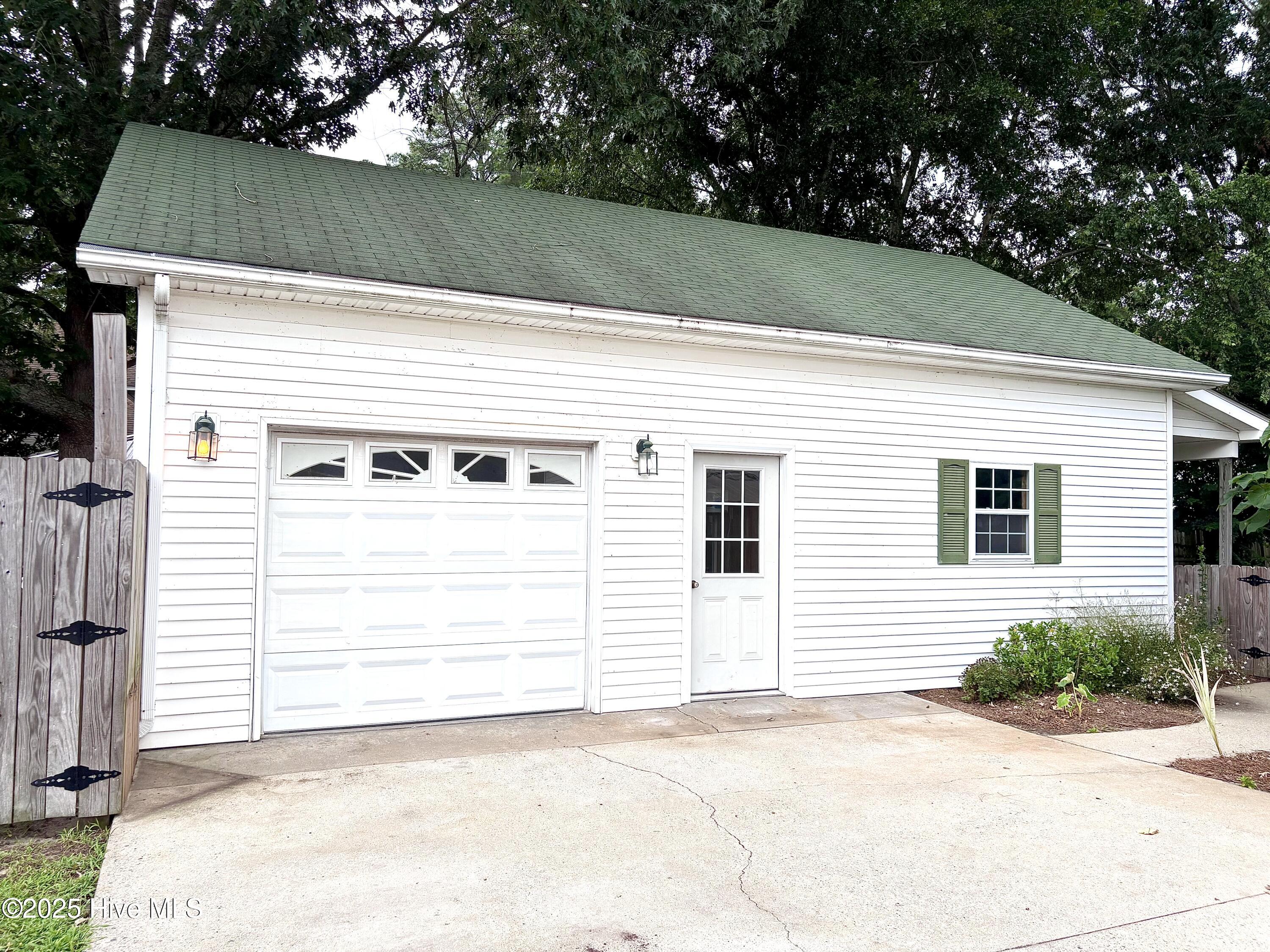 114 Vineyard Drive