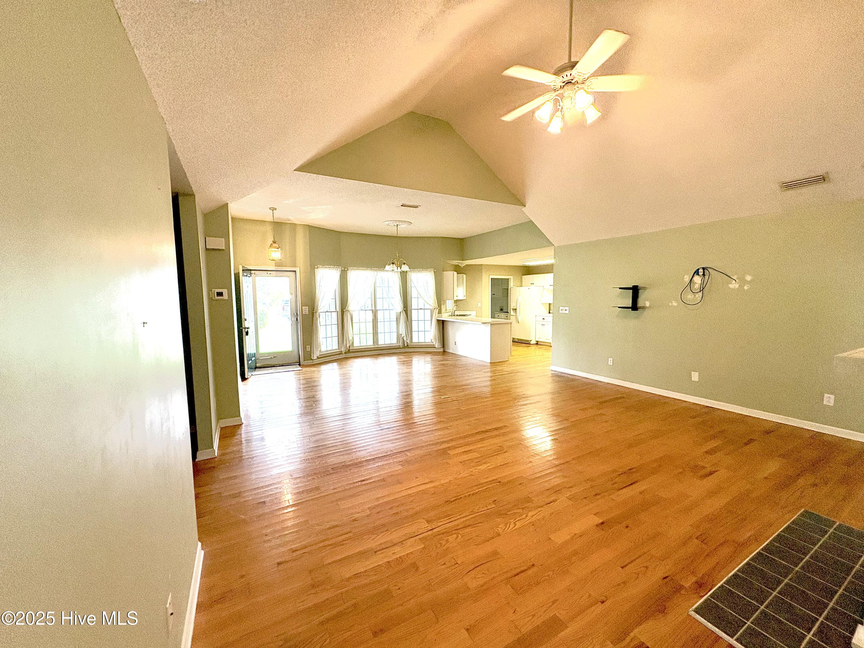 114 Vineyard Drive