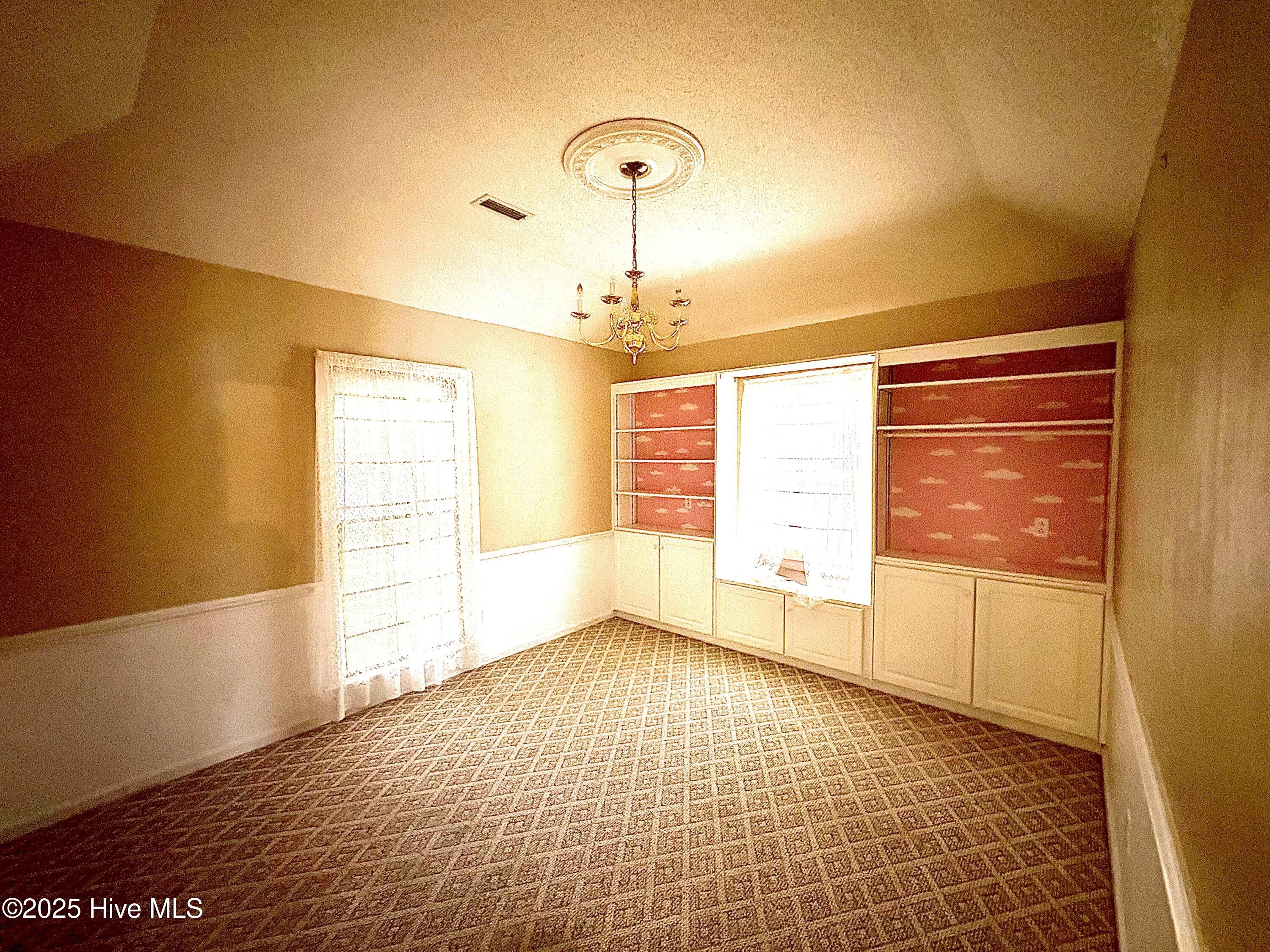114 Vineyard Drive