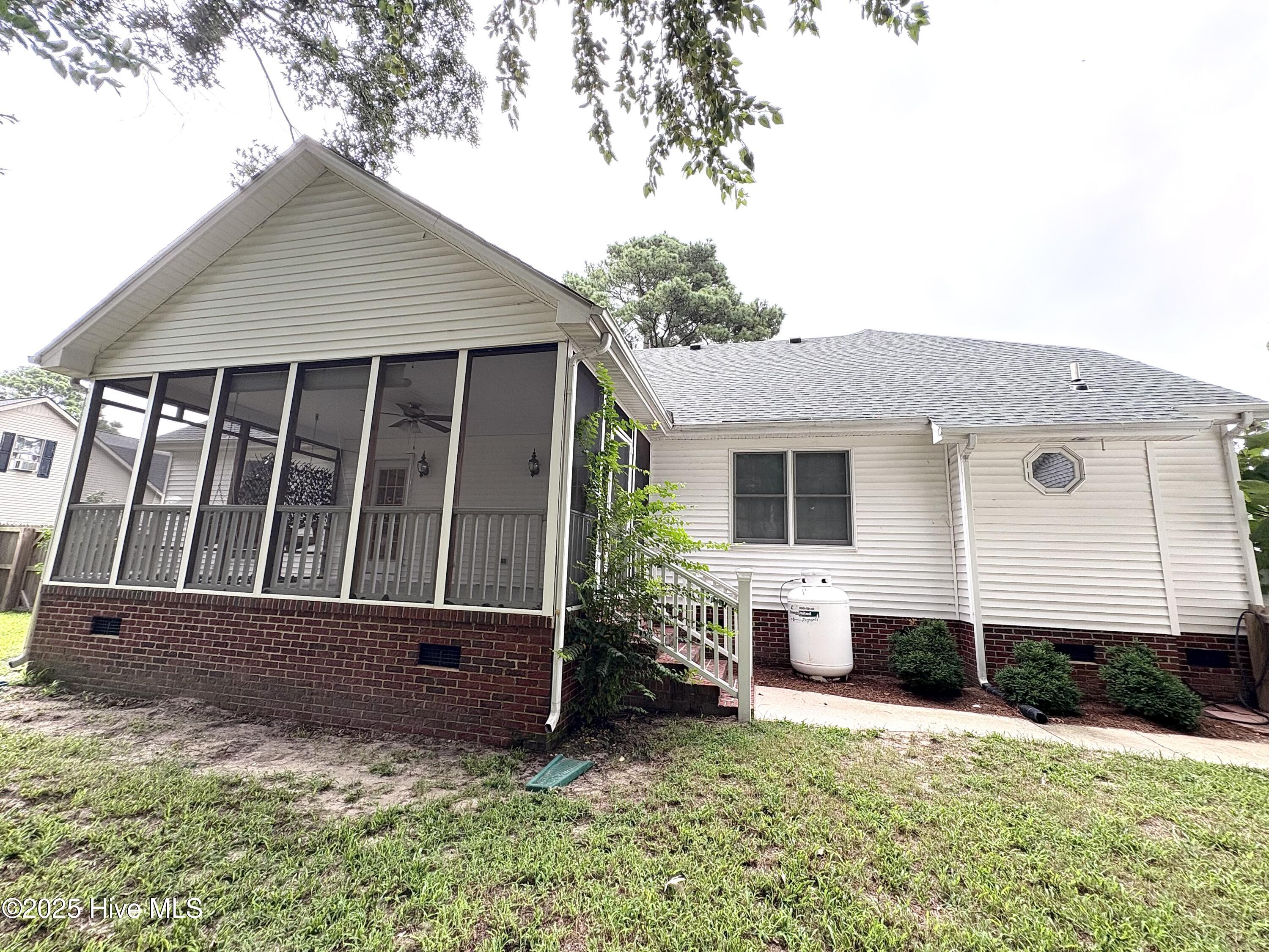 114 Vineyard Drive
