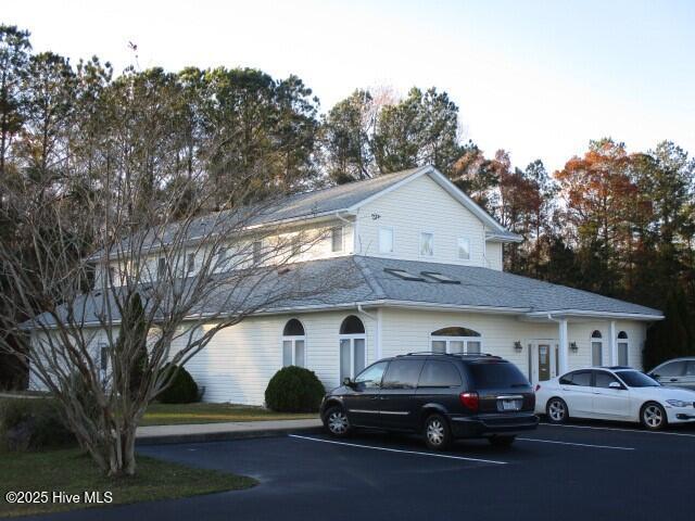 405 Hastings Lane