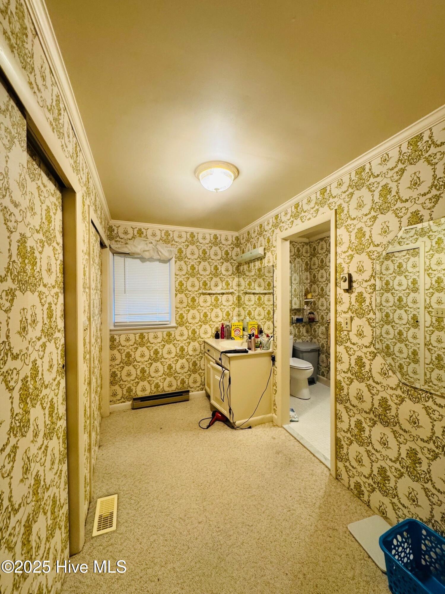 1061 Northside Road, 1