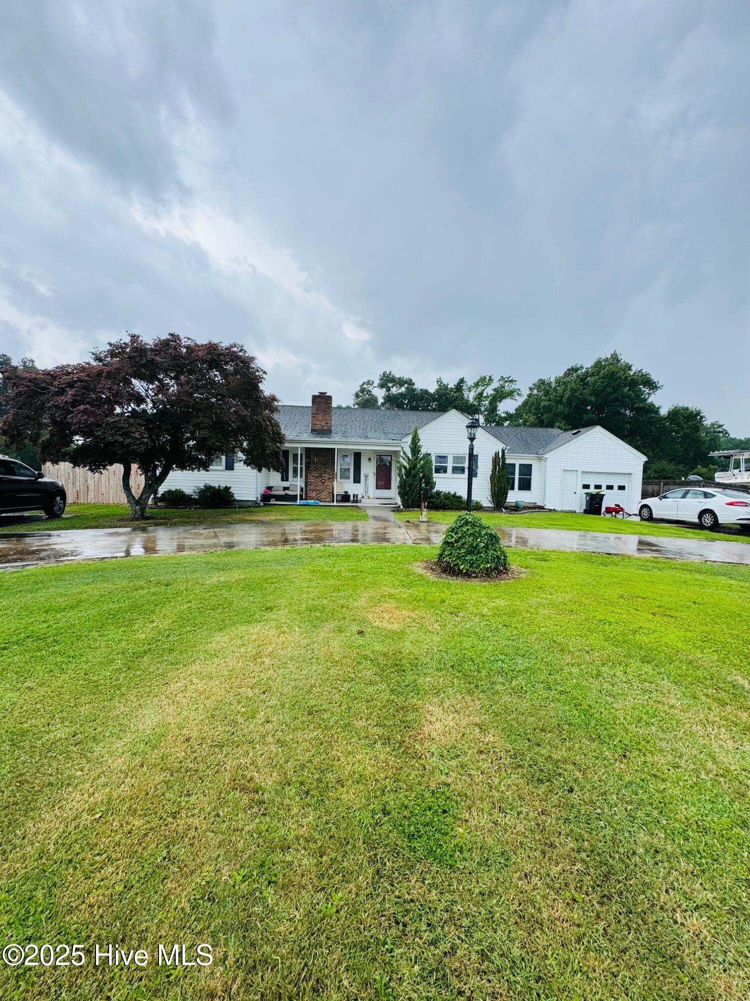 1061 Northside Road, 1