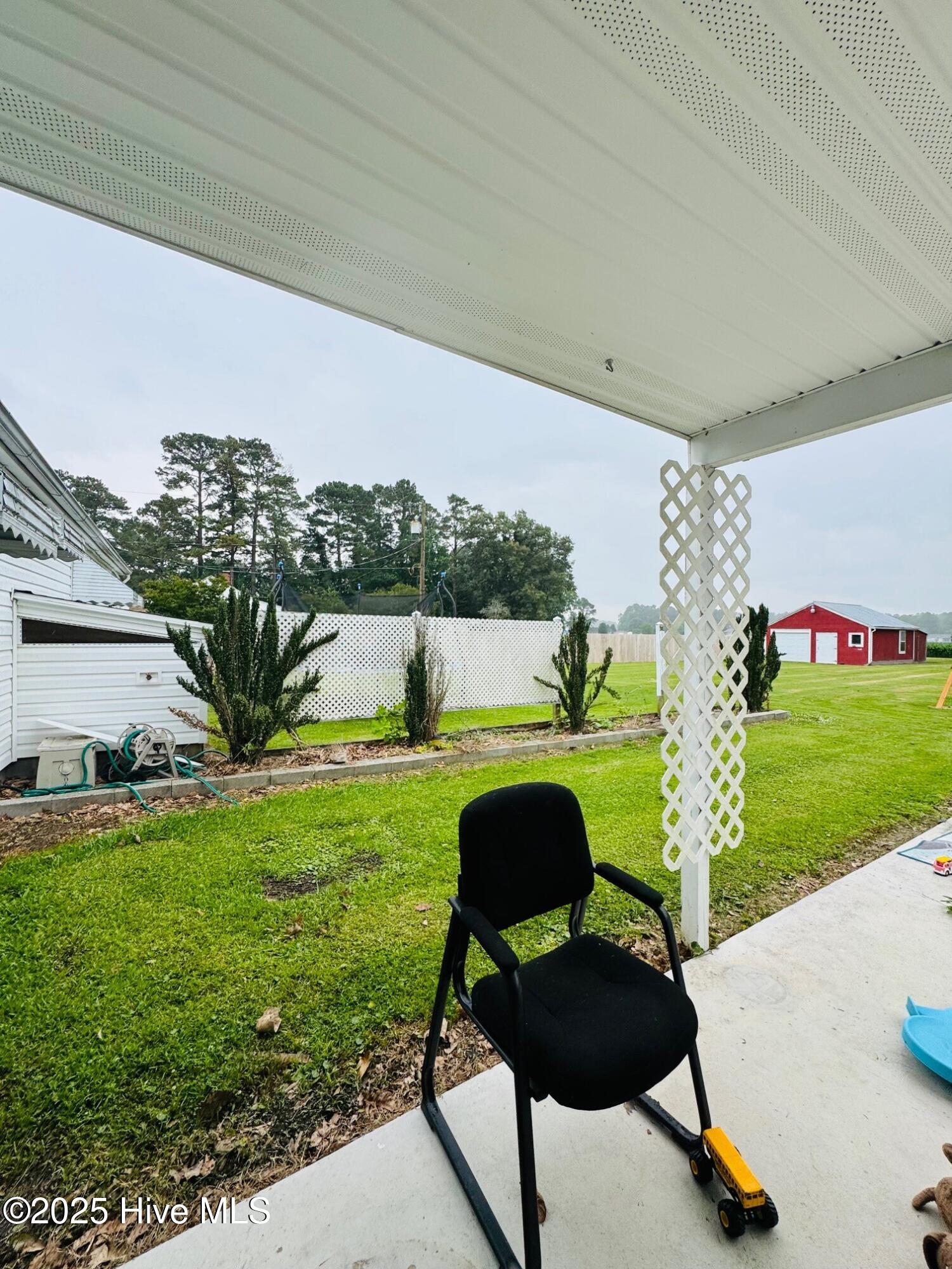 1061 Northside Road, 1