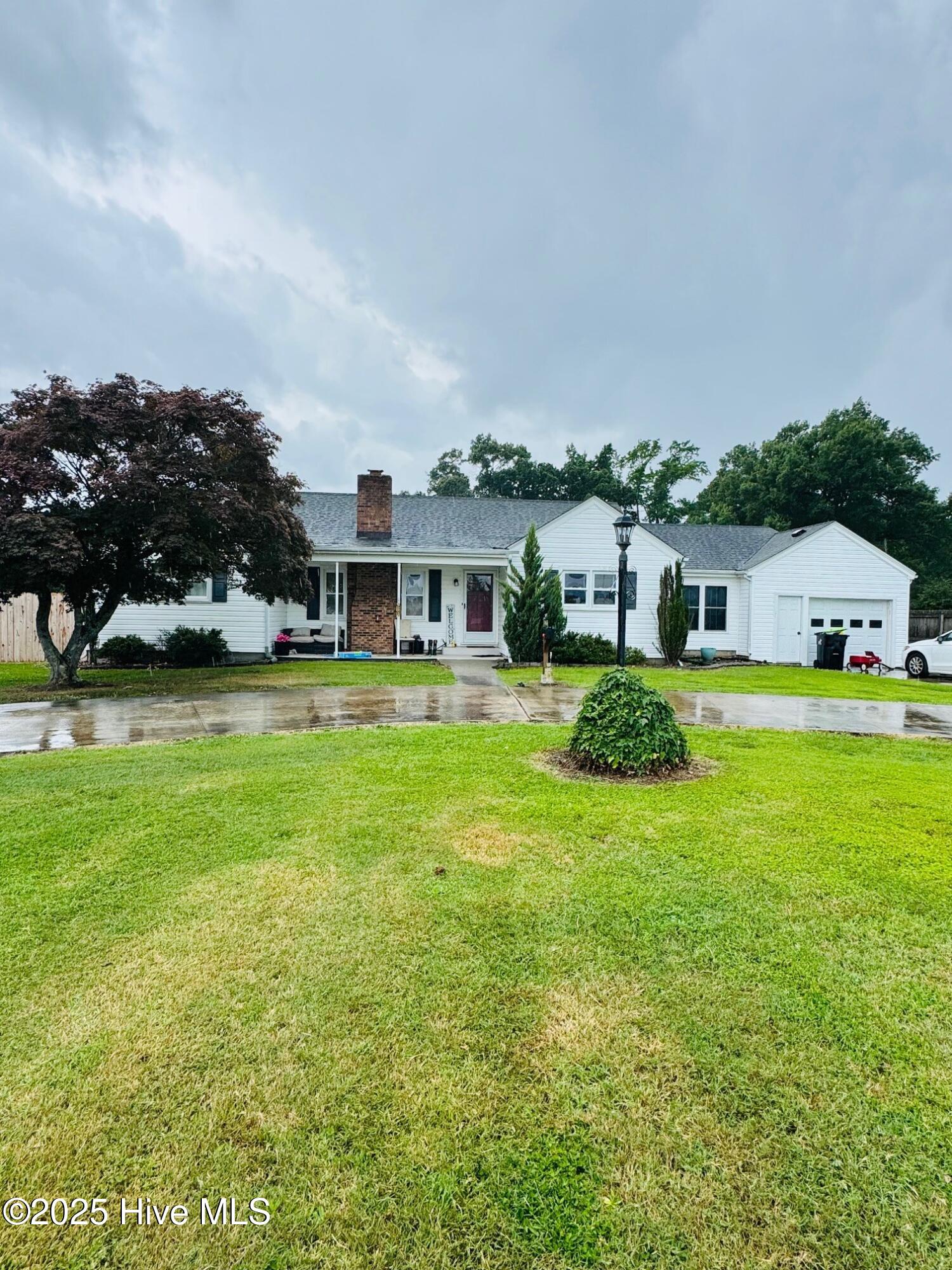 1061 Northside Road, 1