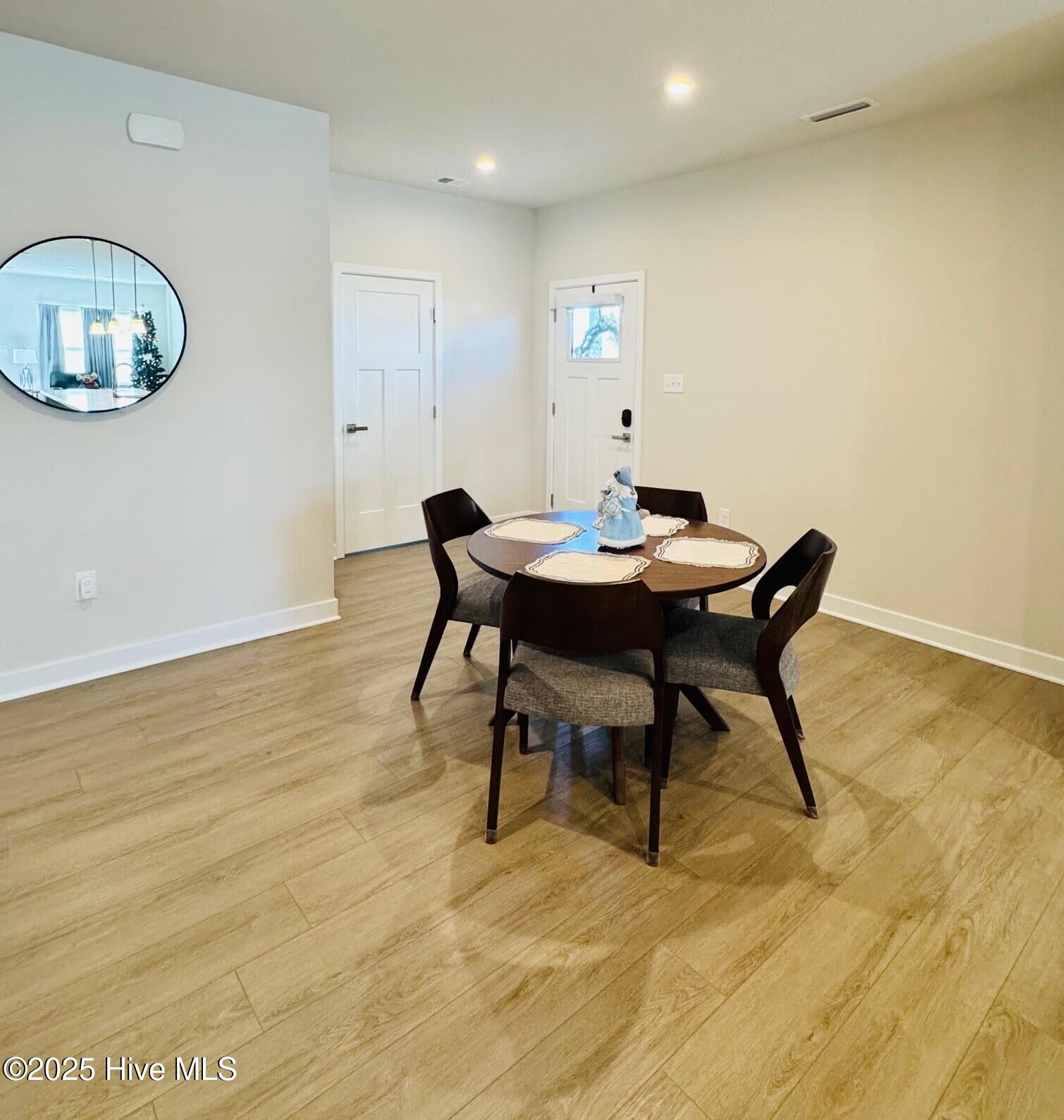 100 Spinnaker Street A