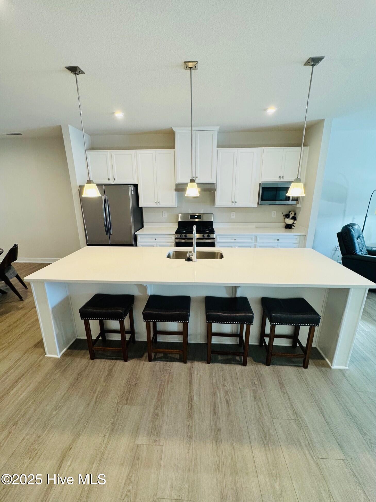 100 Spinnaker Street A