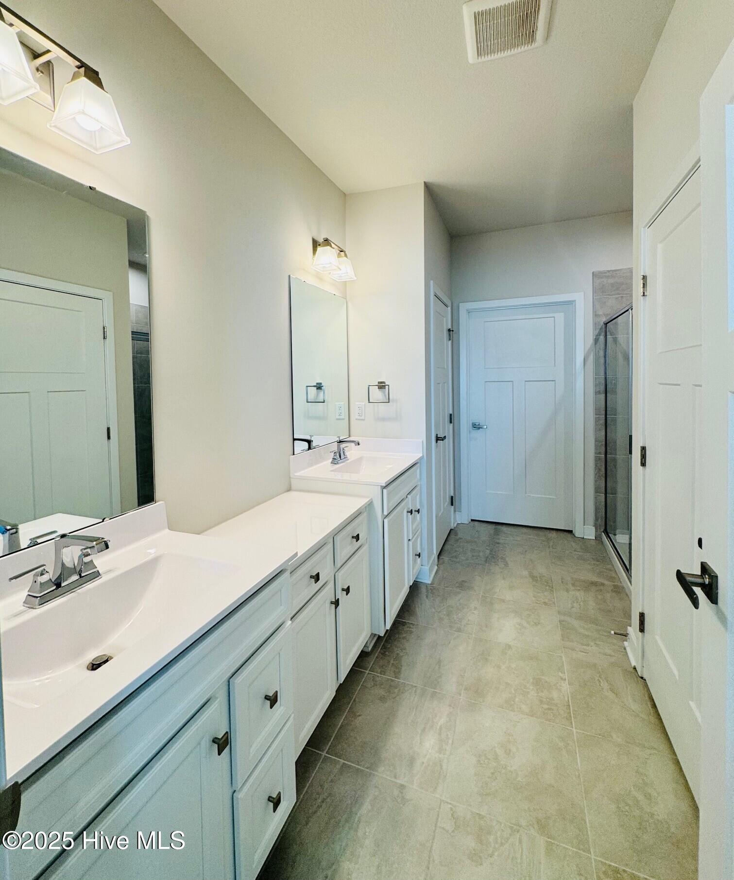 100 Spinnaker Street A