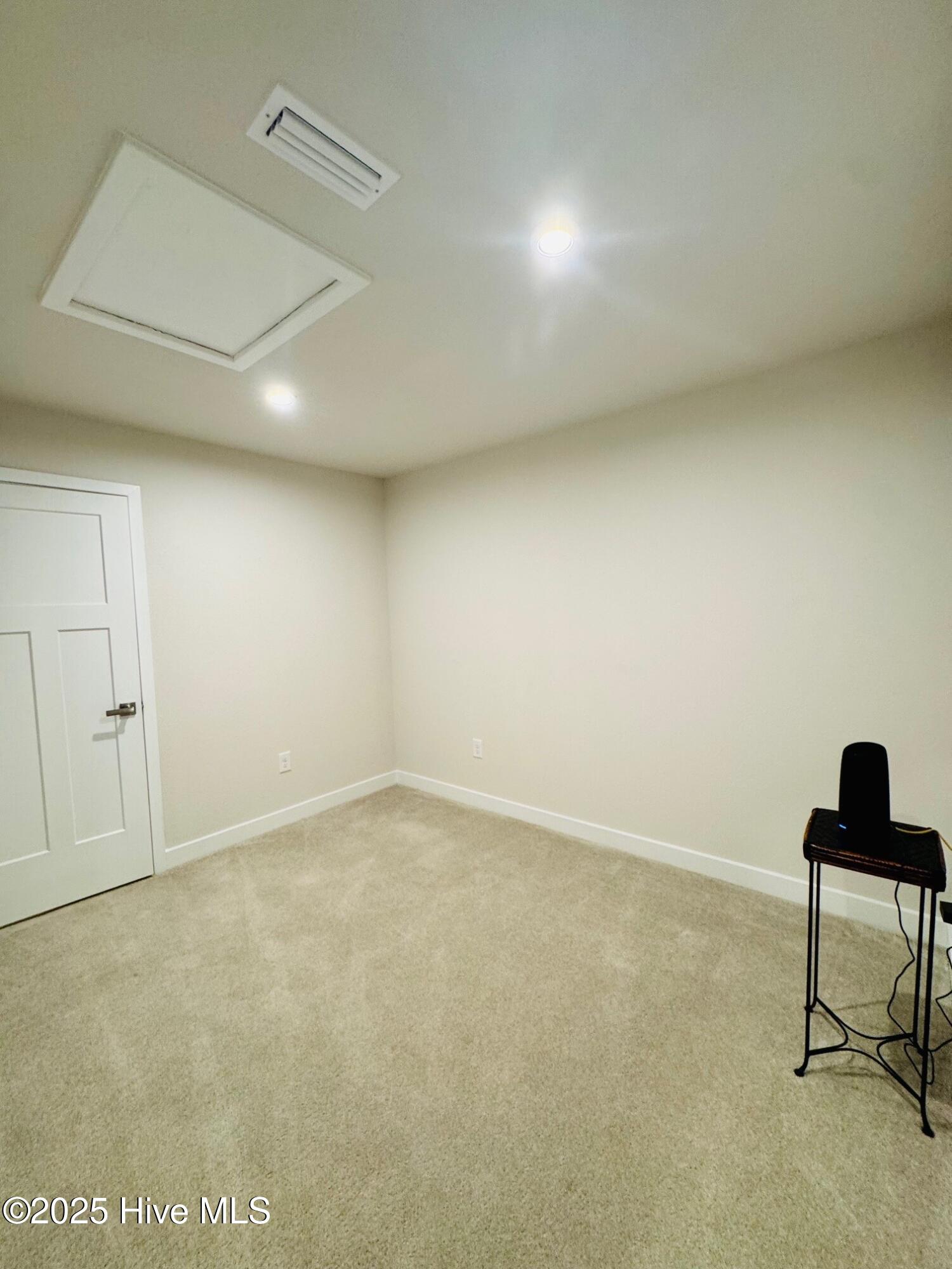 100 Spinnaker Street A