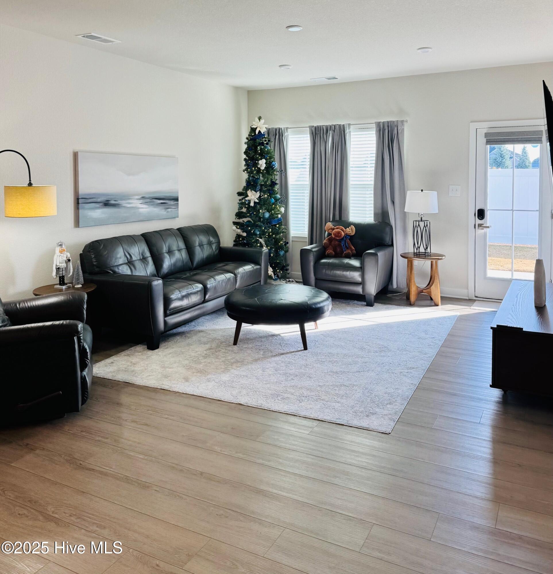 100 Spinnaker Street A