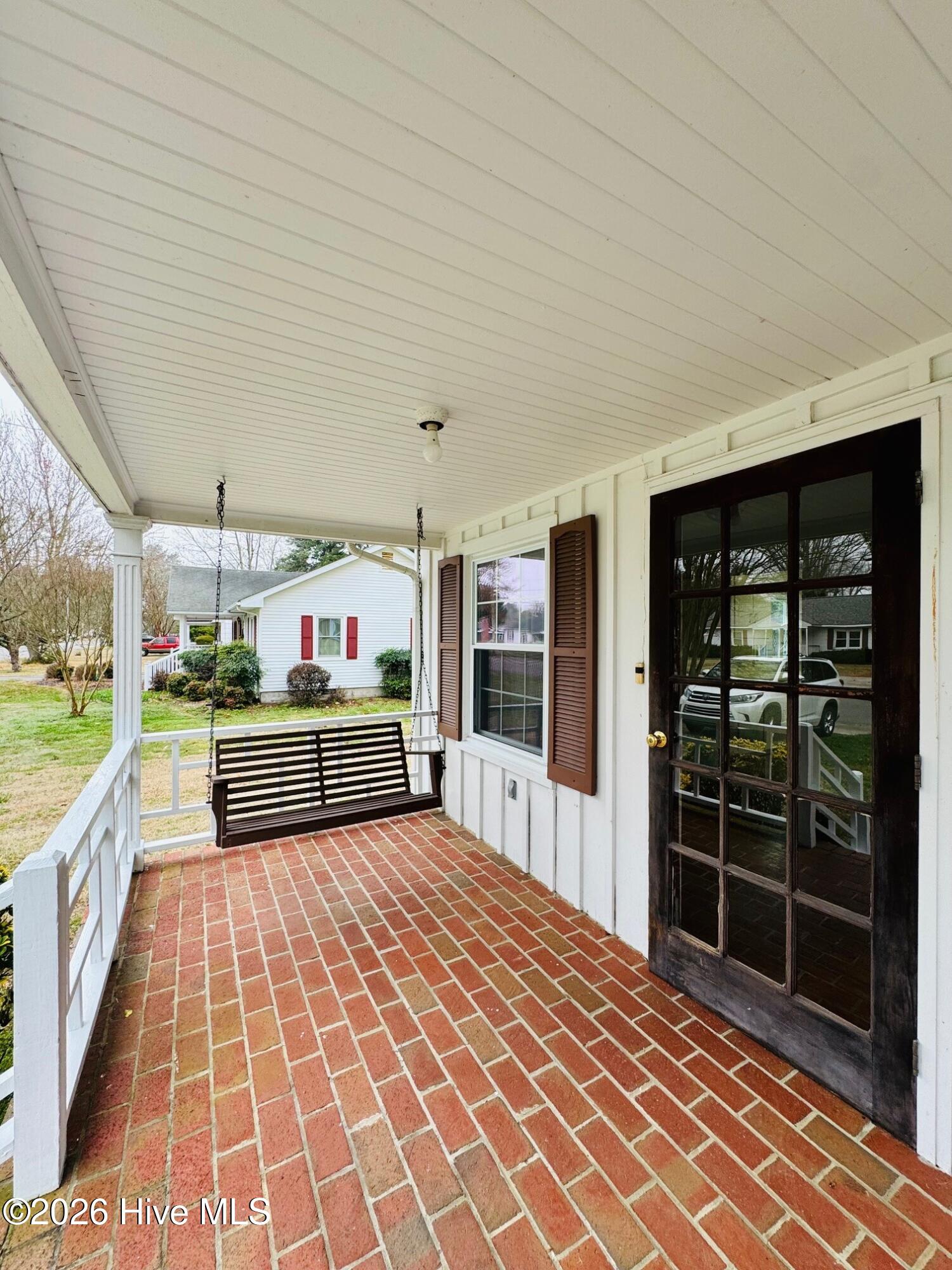 1605 Edgewood Drive