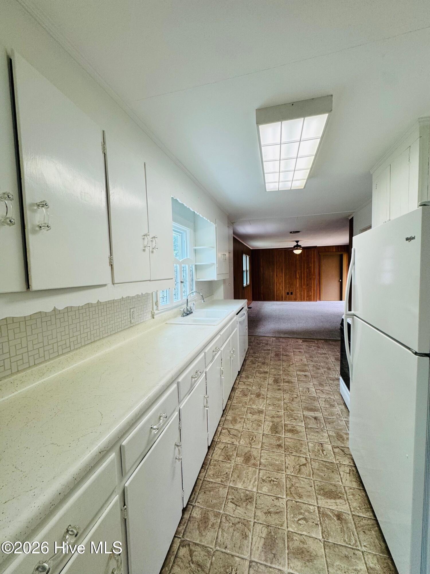 1605 Edgewood Drive