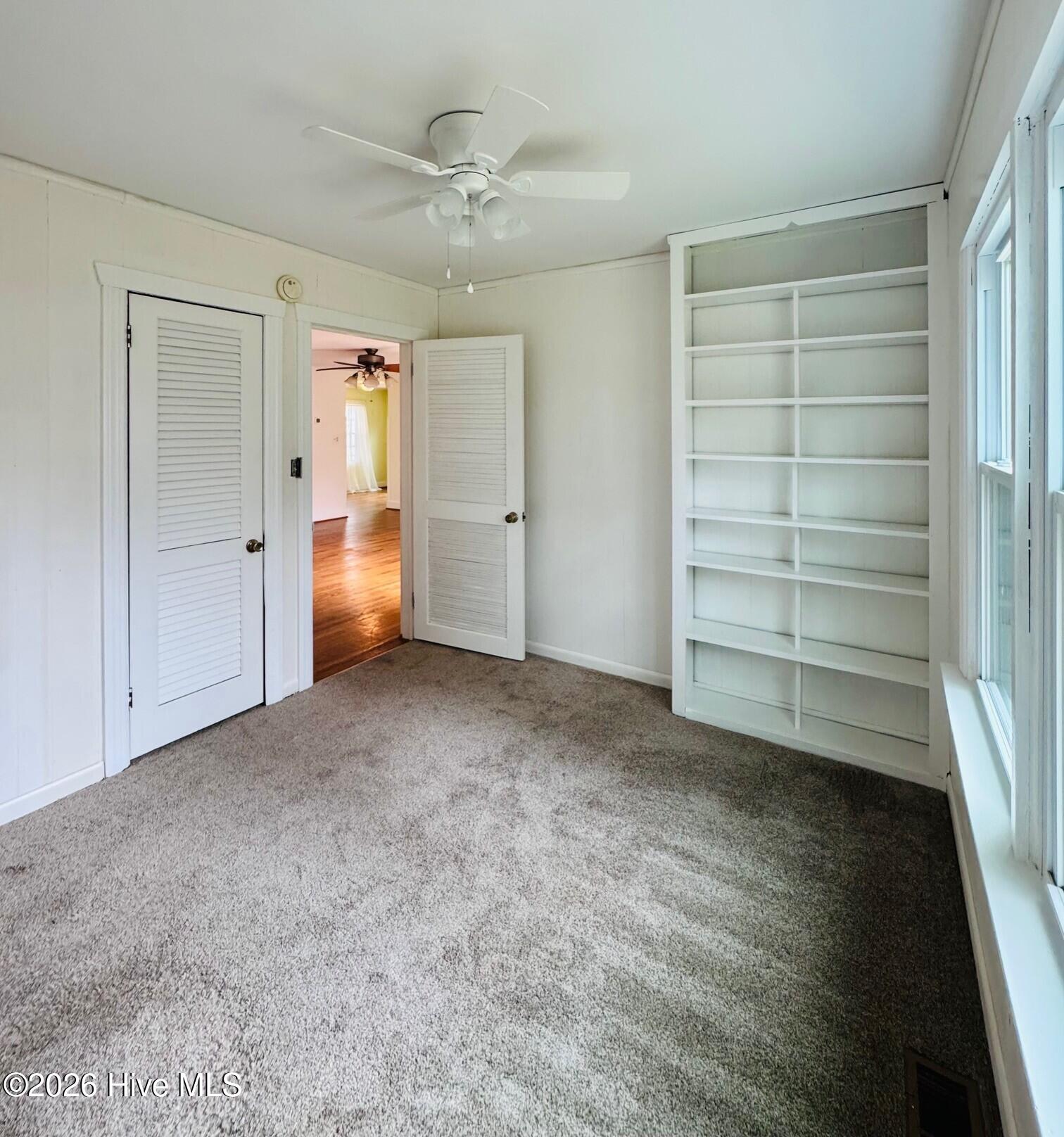 1605 Edgewood Drive