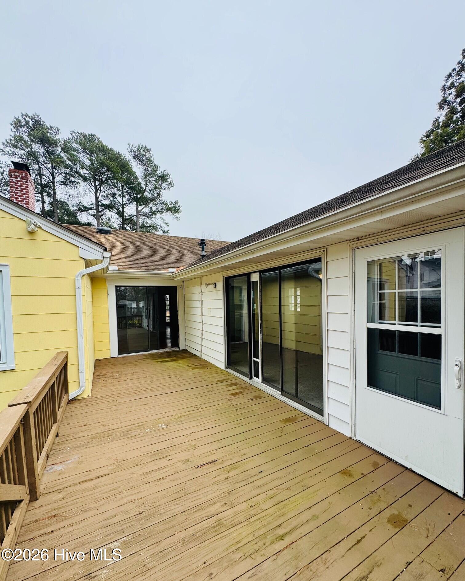 1605 Edgewood Drive