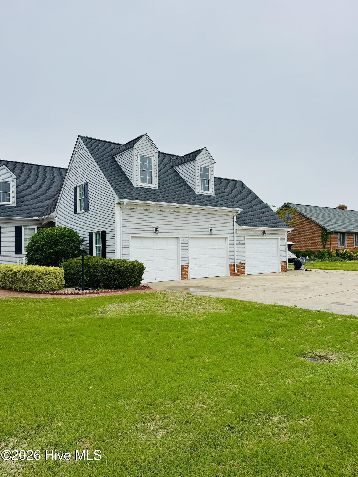 1008 Bateman Drive