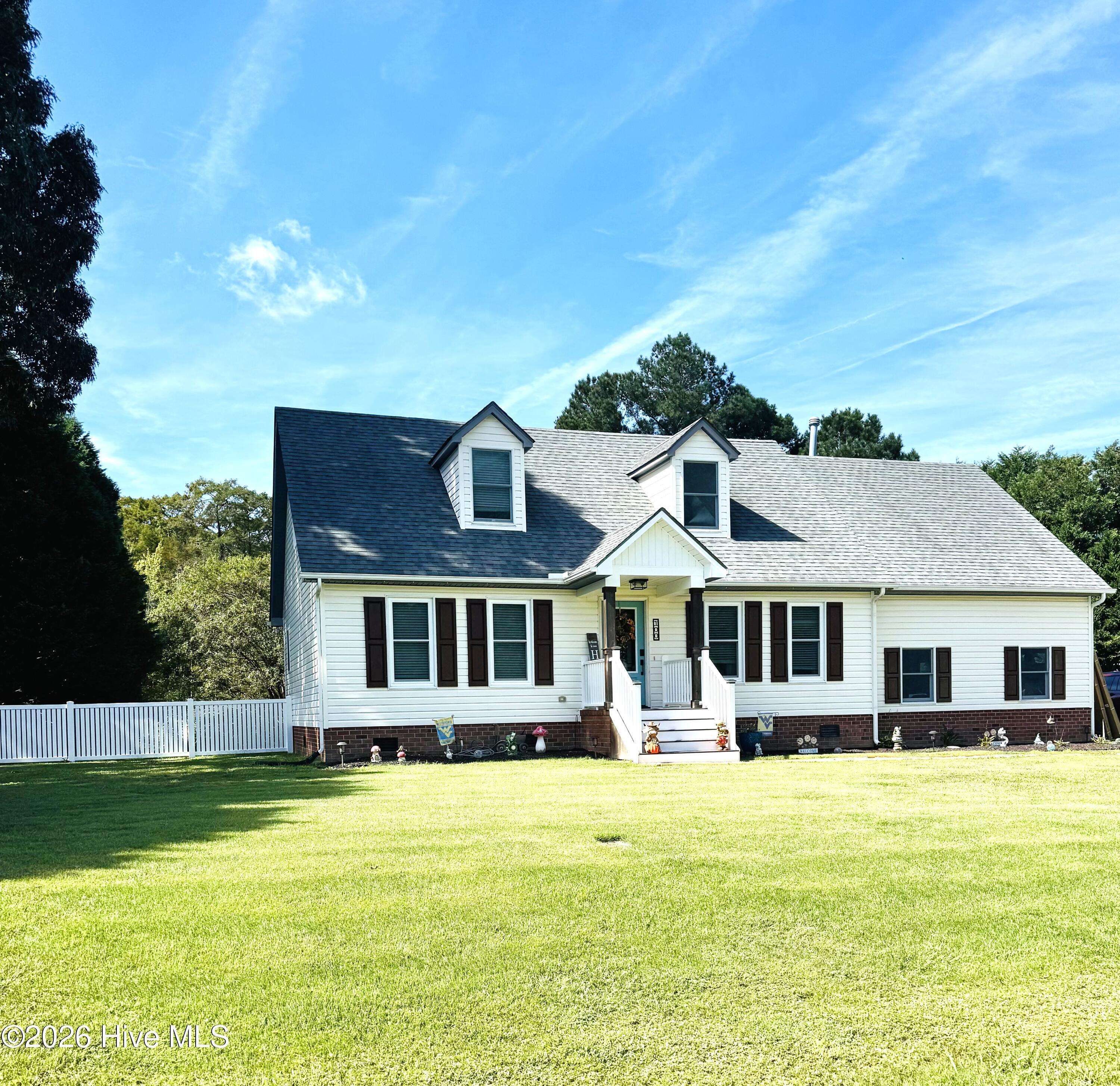 100 E Robin Court