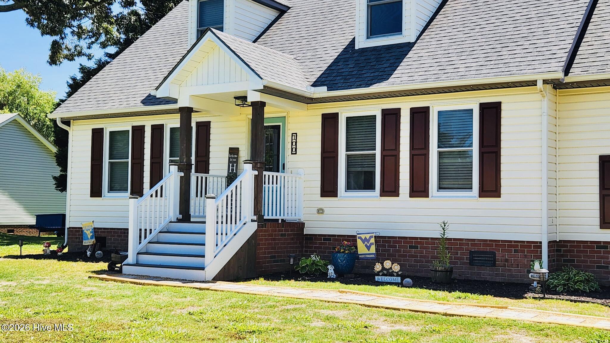 100 E Robin Court