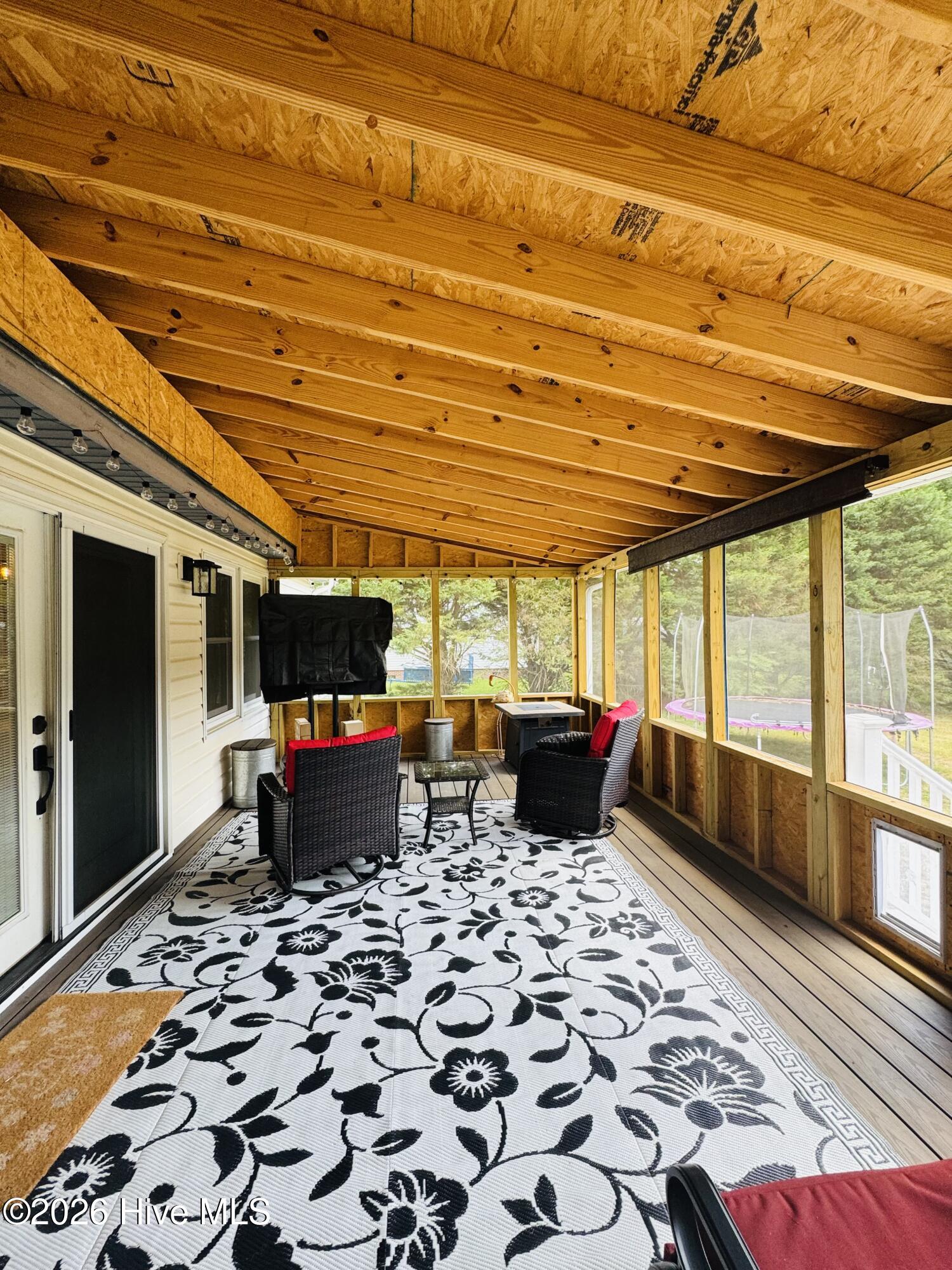 100 E Robin Court