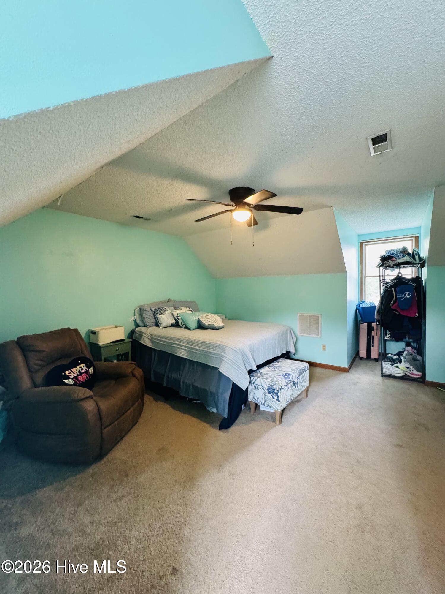 100 E Robin Court