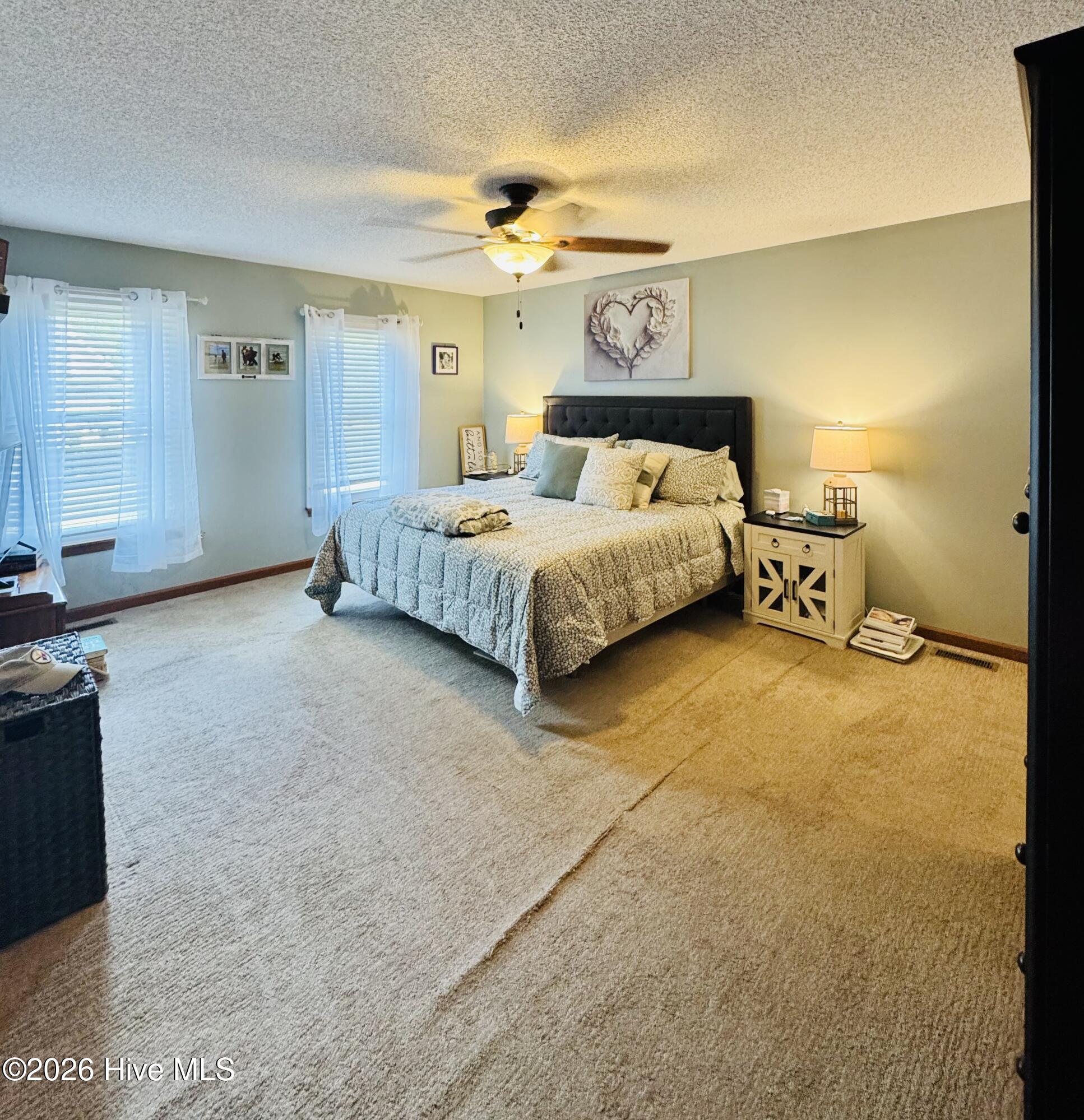 100 E Robin Court