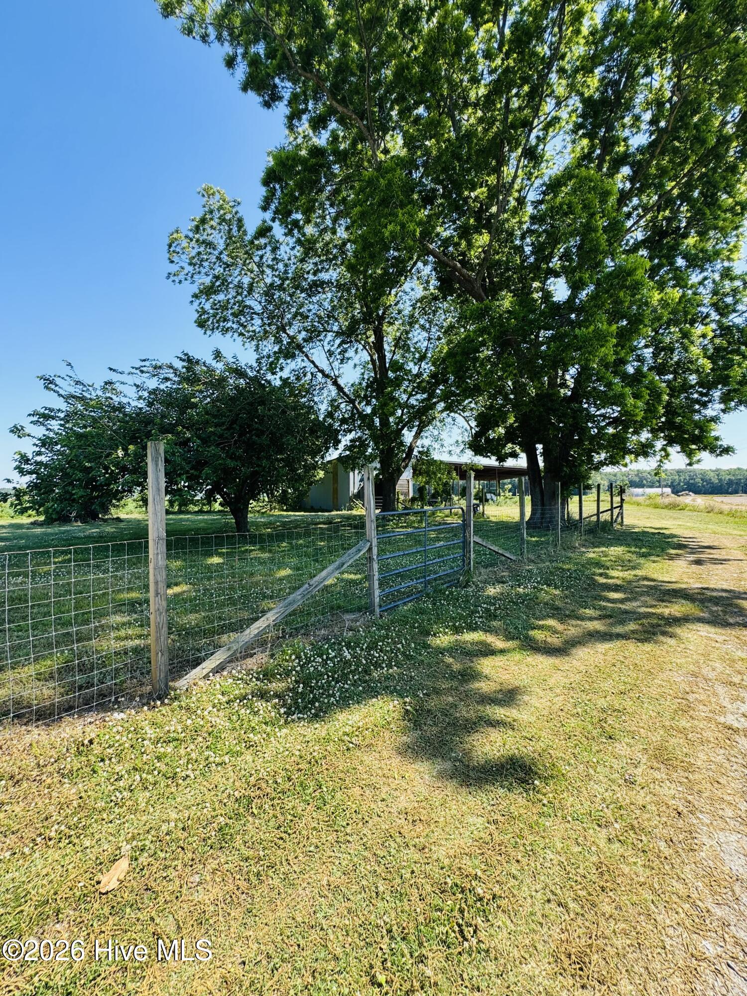 1613 Weeksville Road