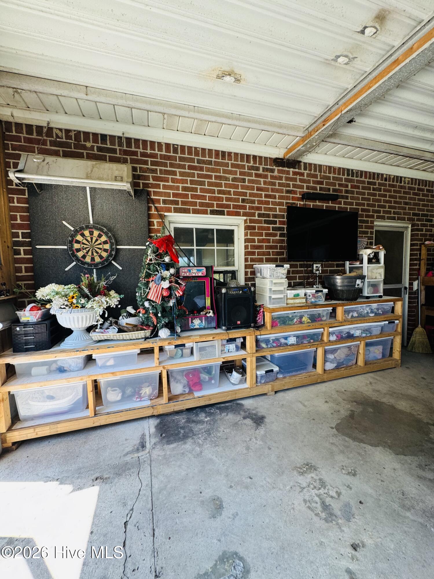1613 Weeksville Road
