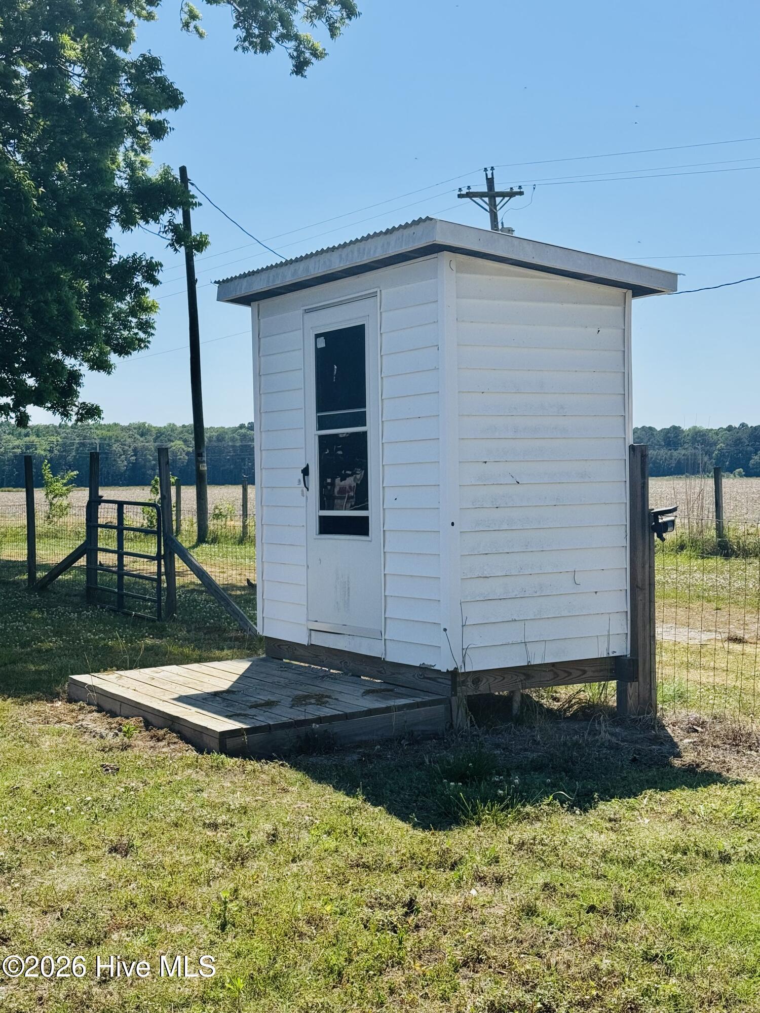1613 Weeksville Road