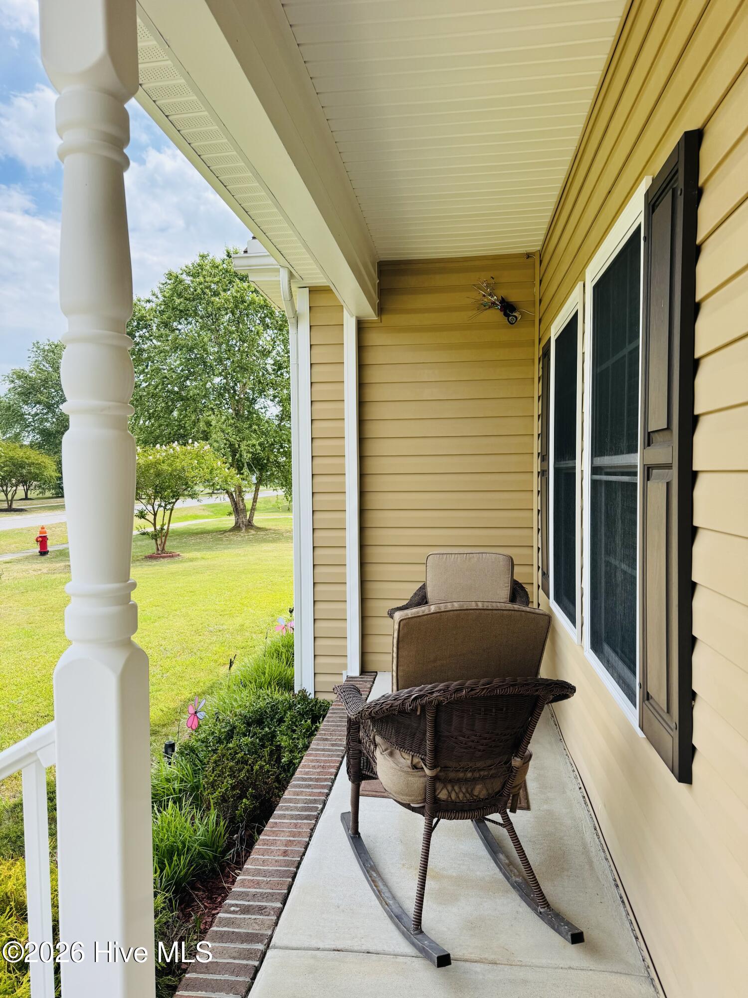 120 Laurel Woods Boulevard