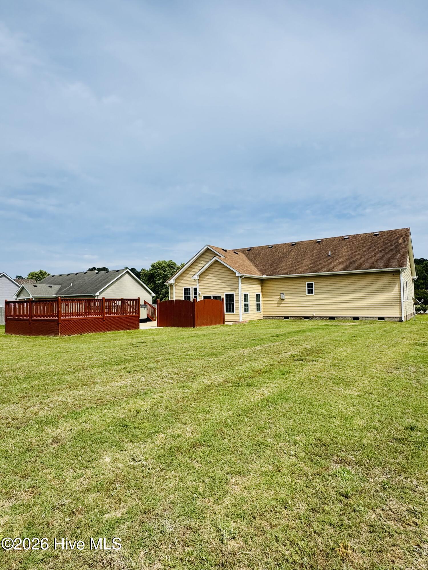 120 Laurel Woods Boulevard