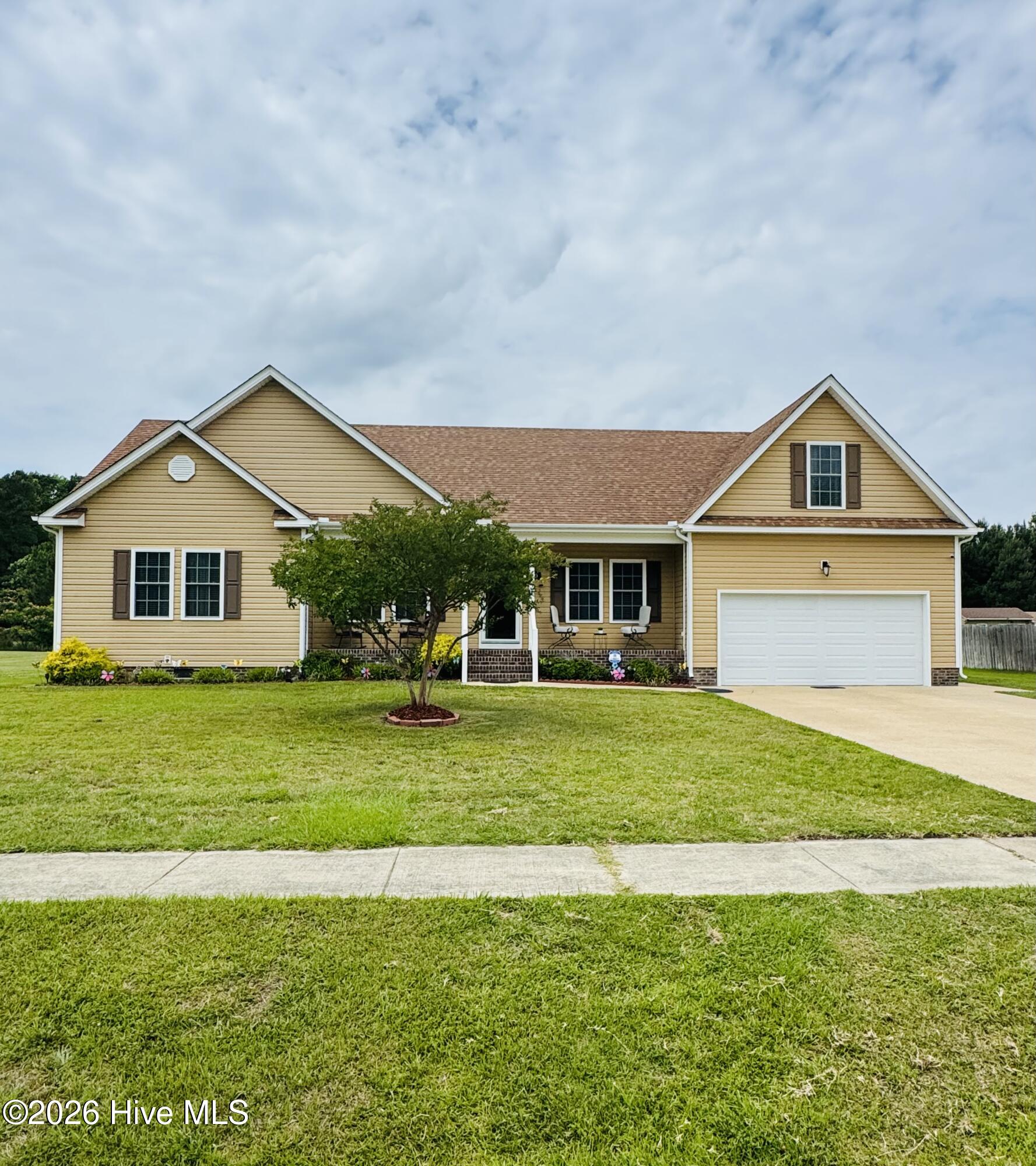 120 Laurel Woods Boulevard