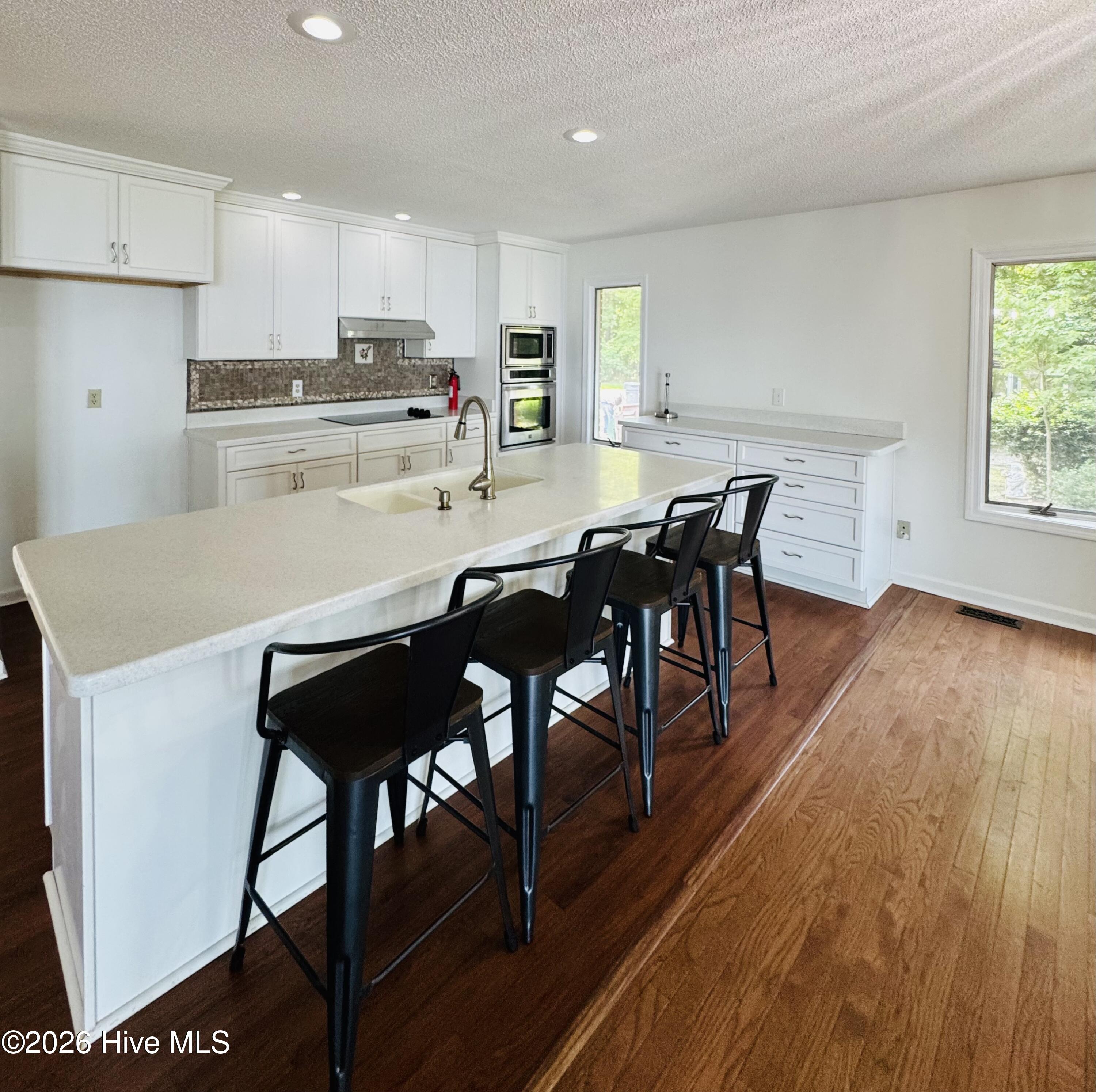 186 E Camp Perry Road