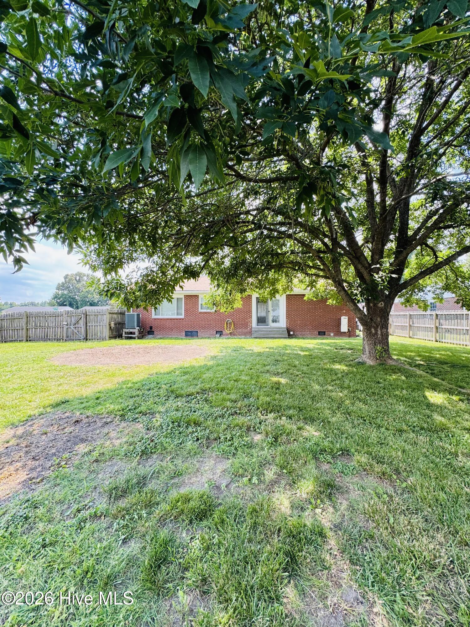 820 Cedar Point Circle