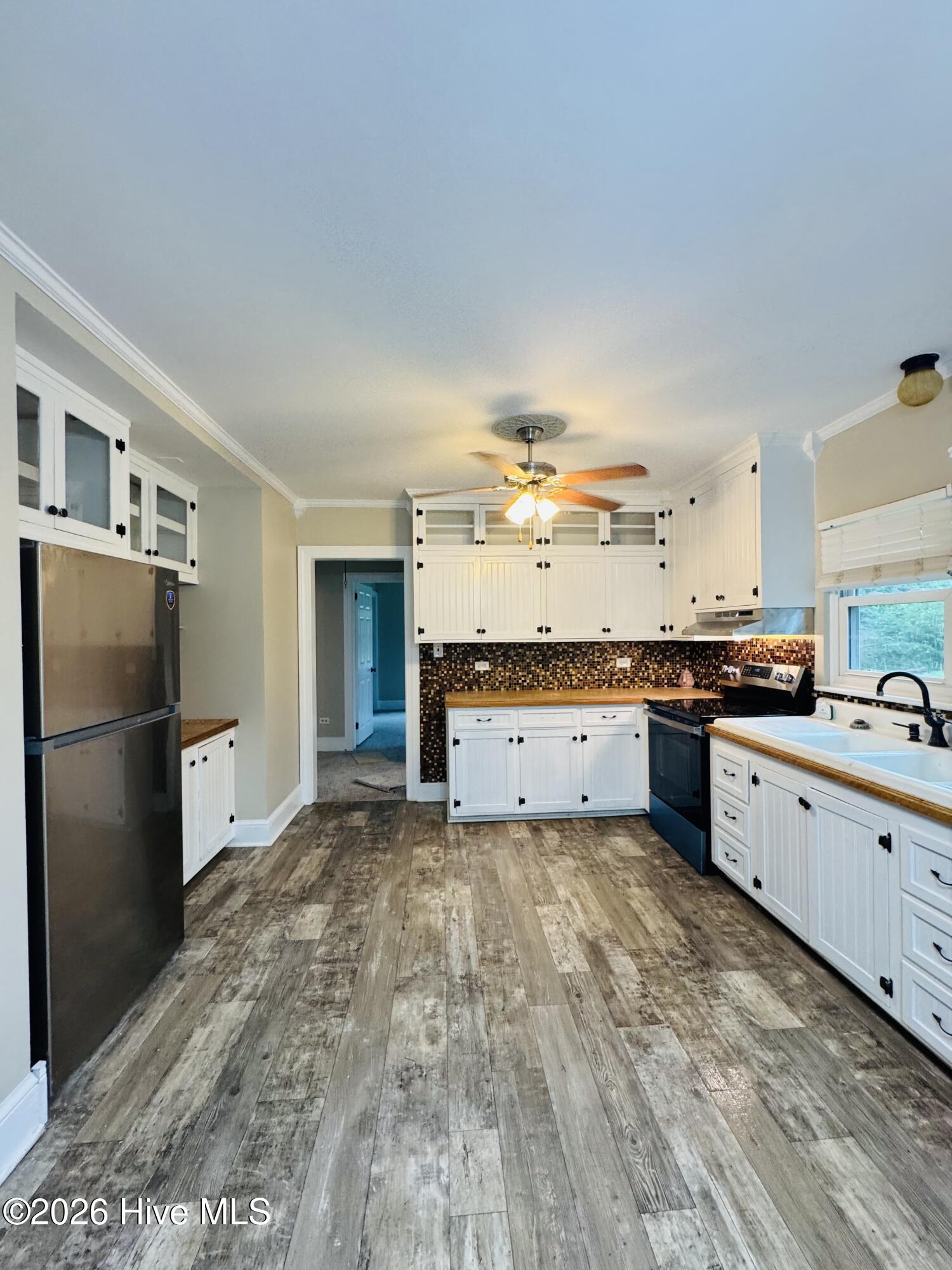 111 Ferry Road