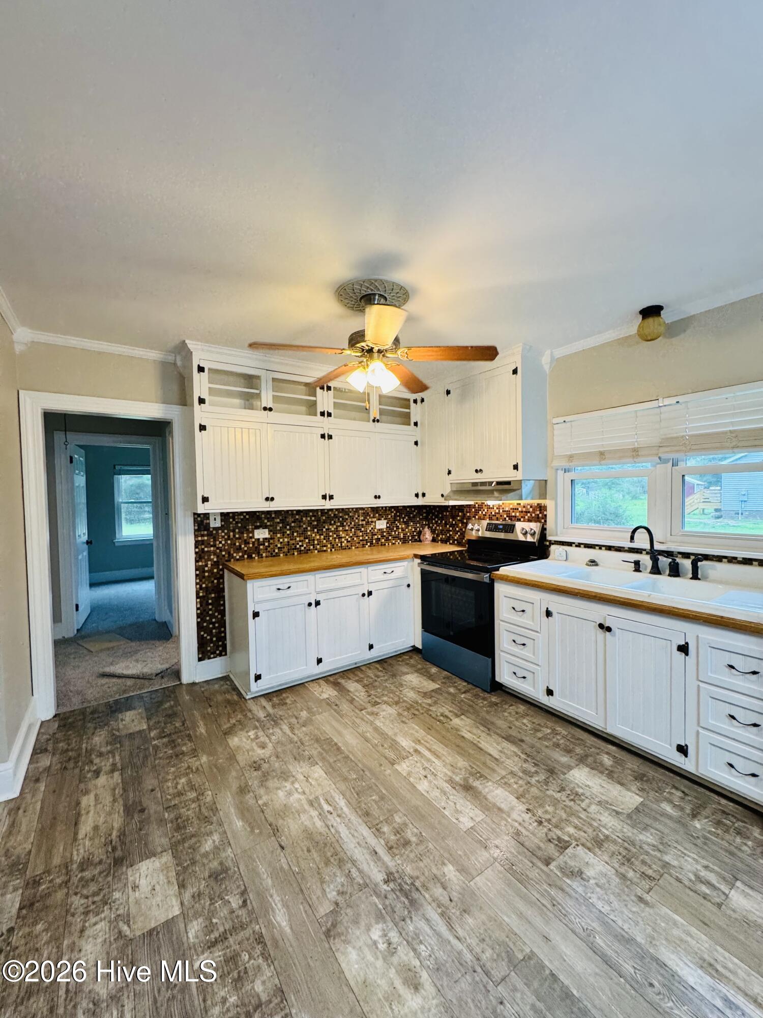 111 Ferry Road