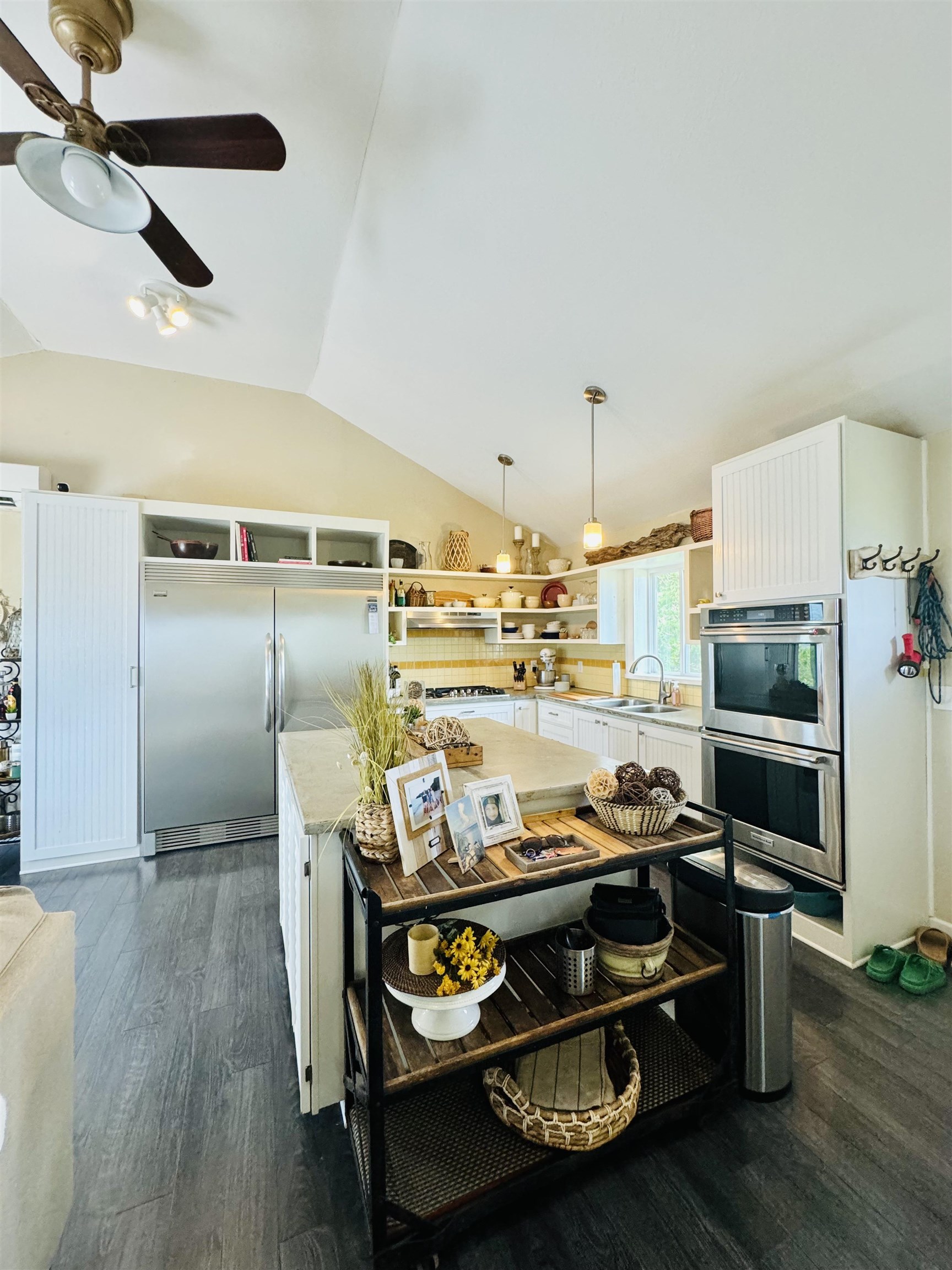 245 Bayview Drive