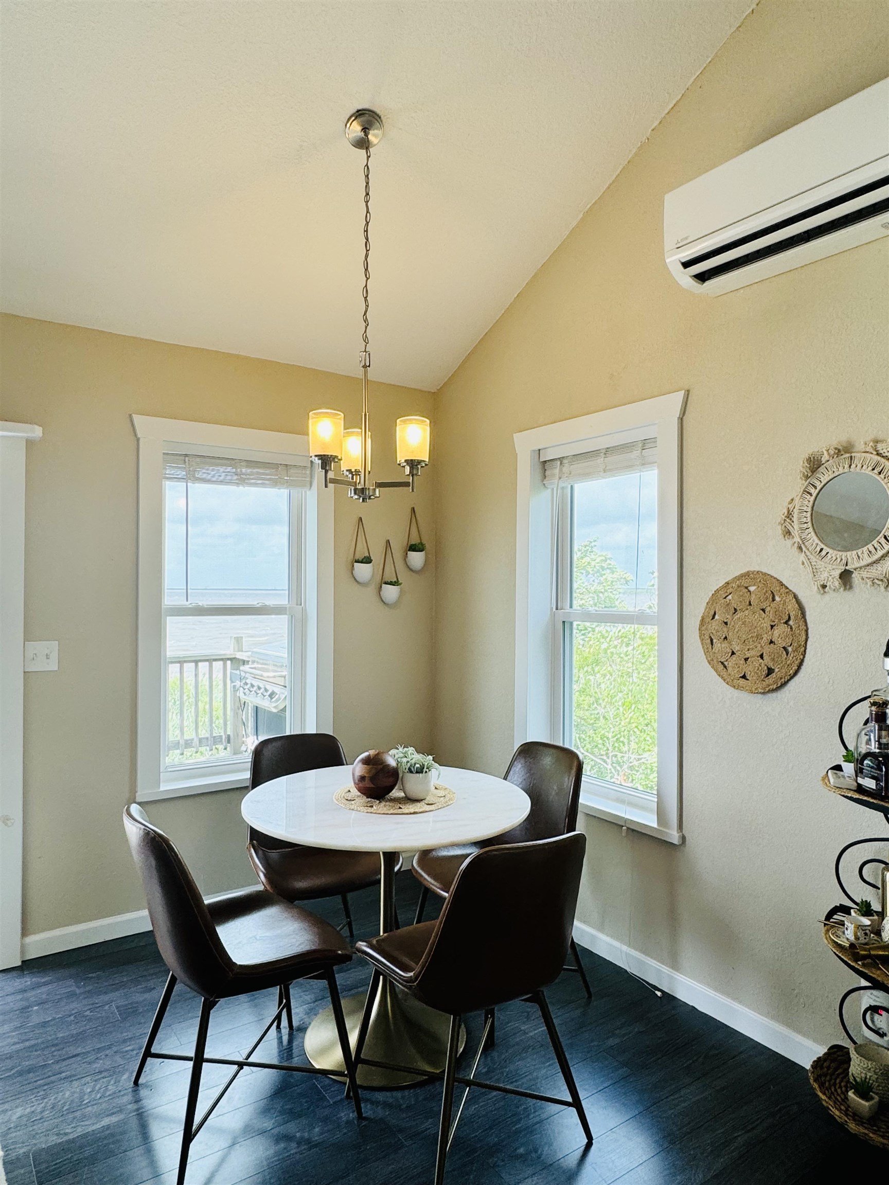 245 Bayview Drive