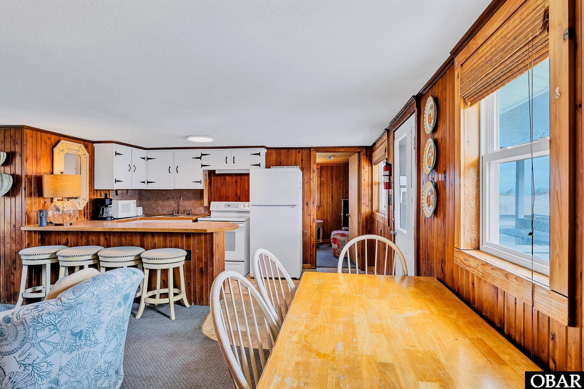 9013 L E Hunter Street lot 12 & 13