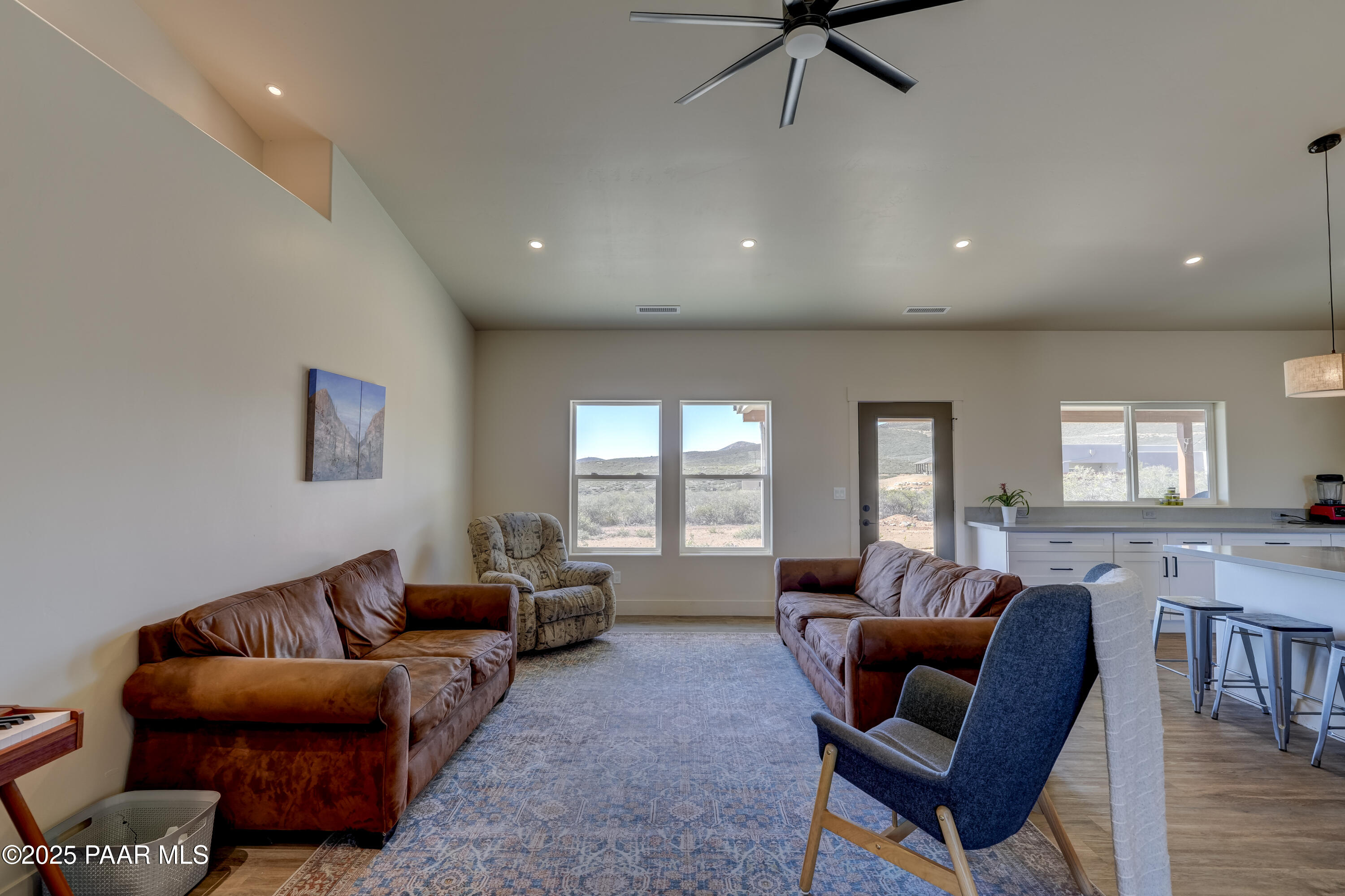 15963 Valentine Lane