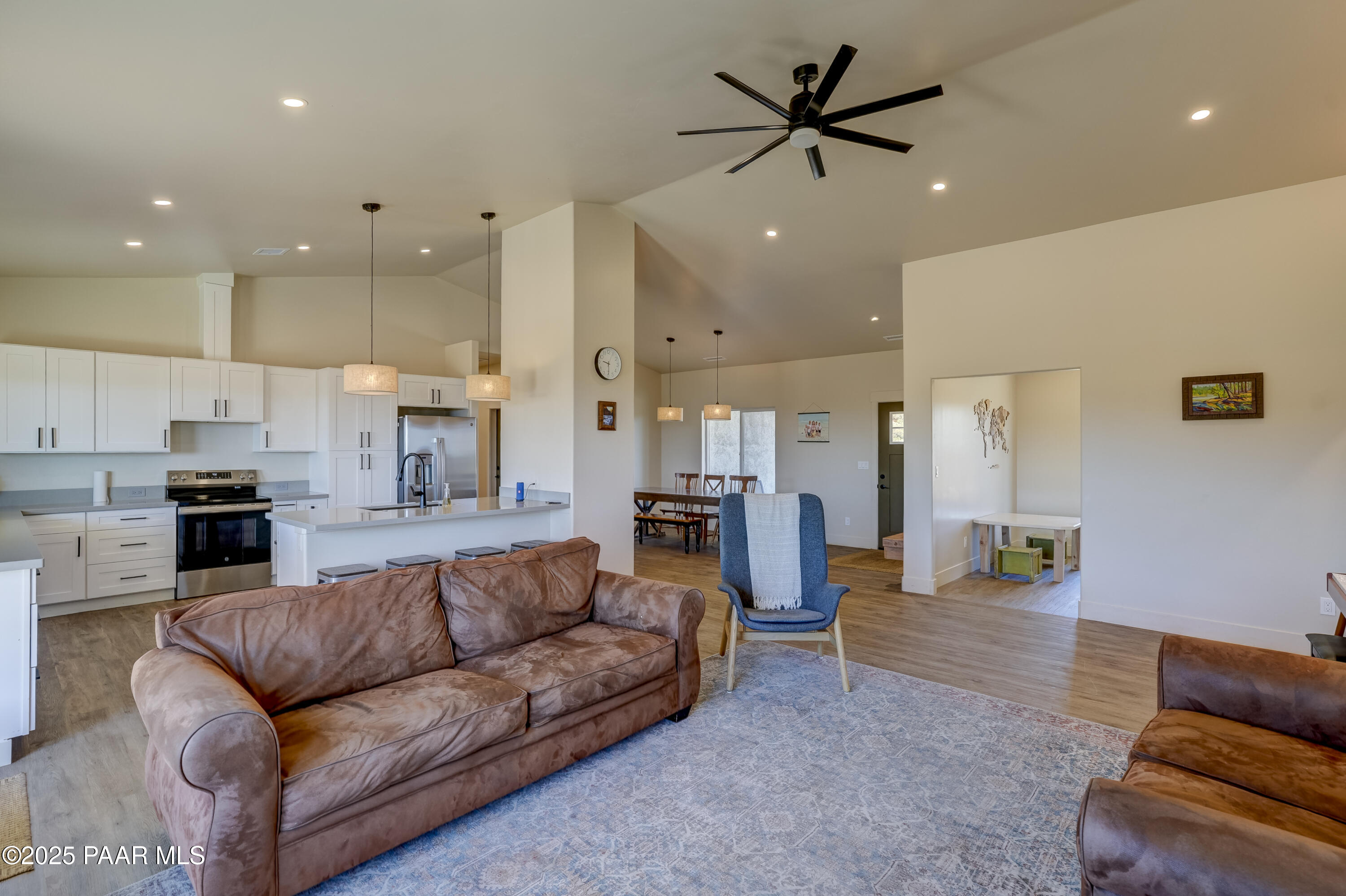 15963 Valentine Lane