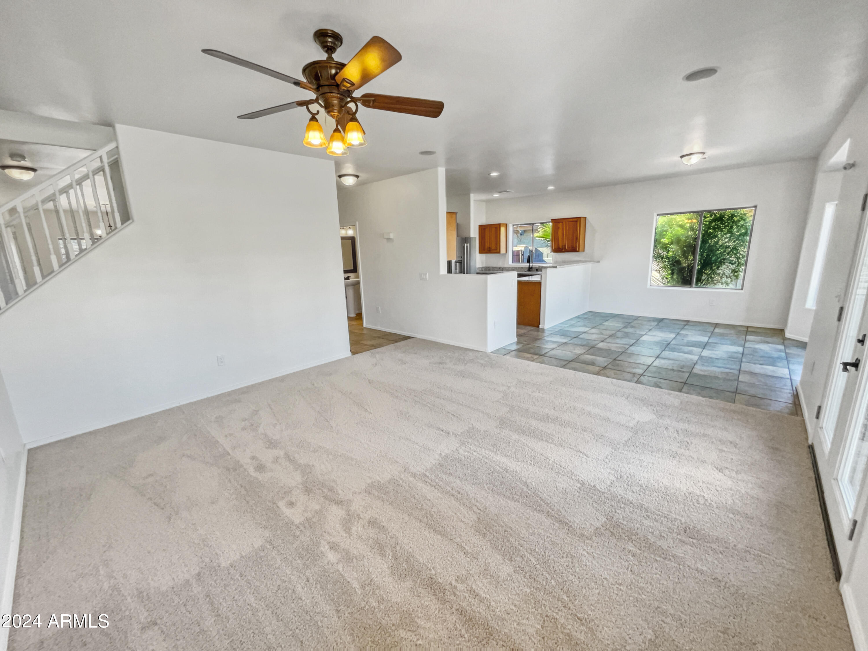 2624 W CARSON Road