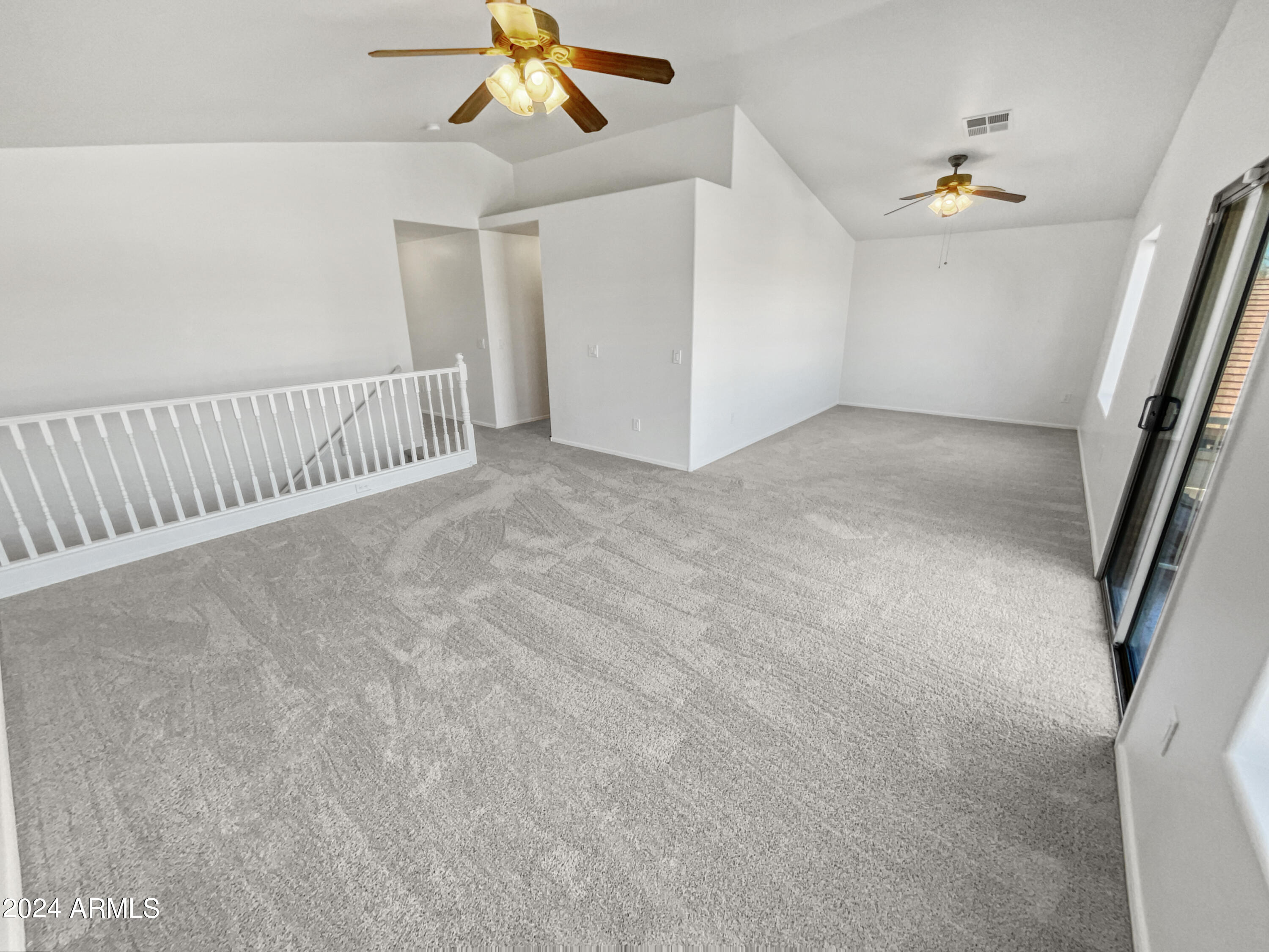 2624 W CARSON Road