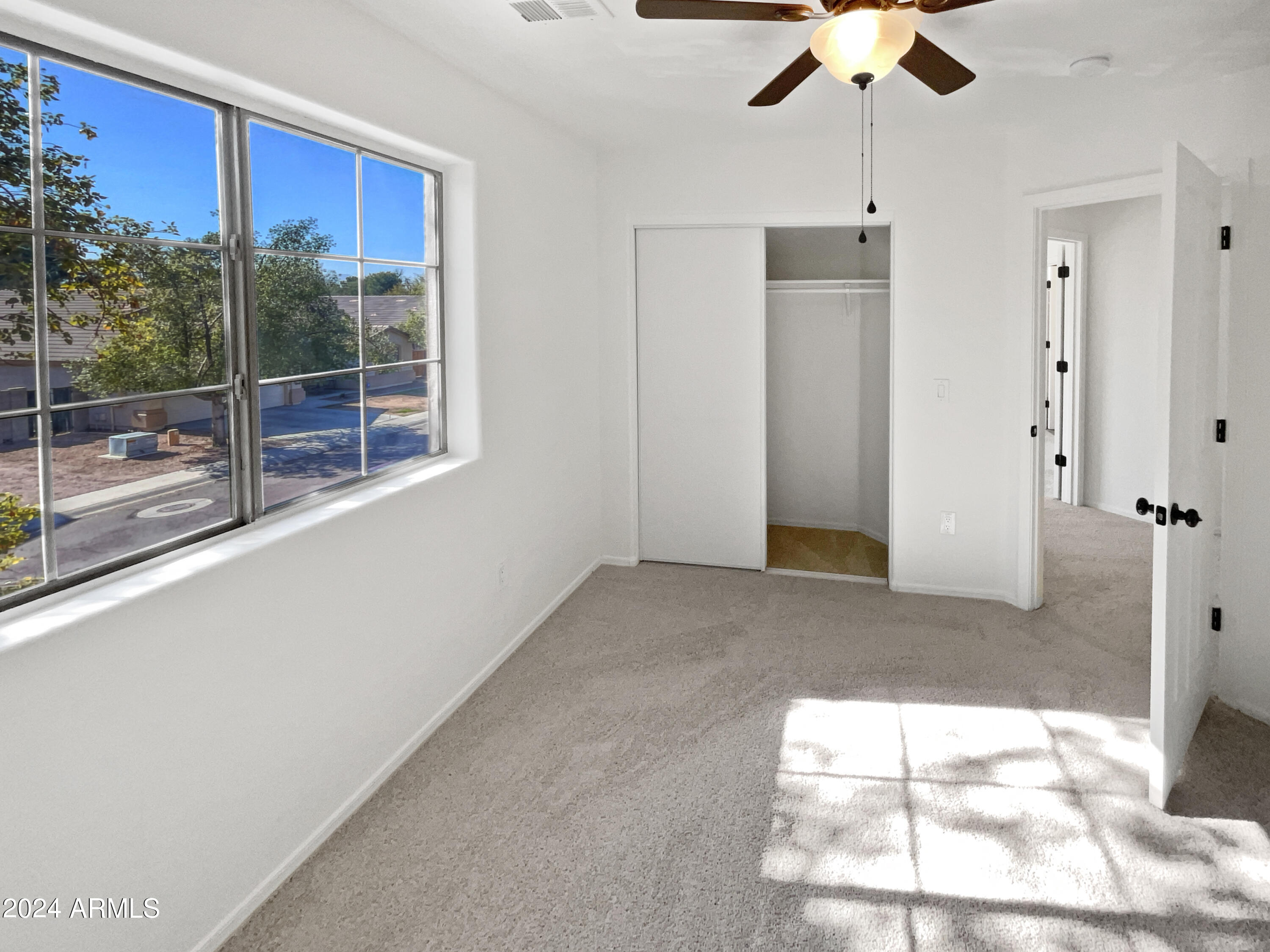 2624 W CARSON Road