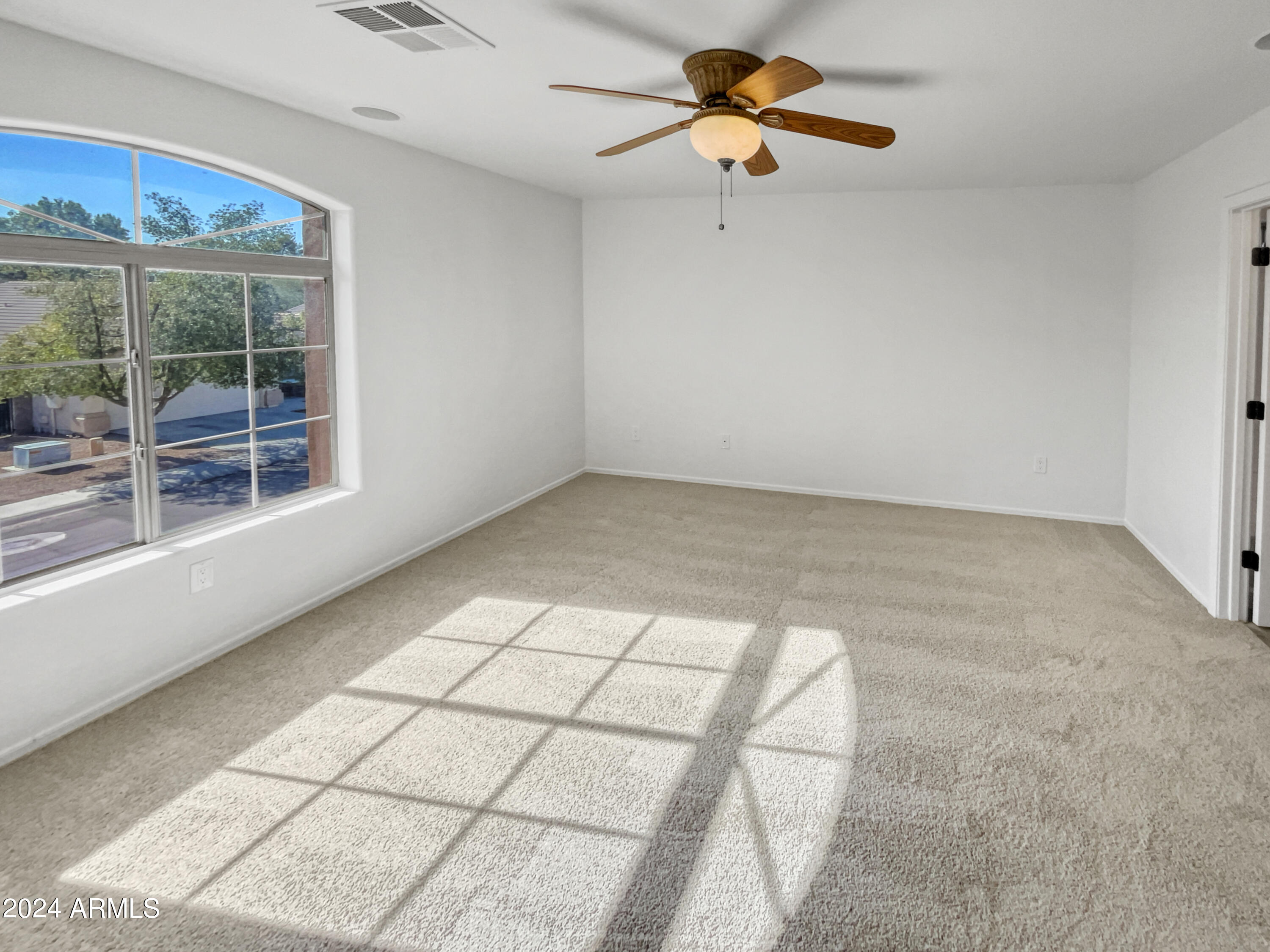 2624 W CARSON Road