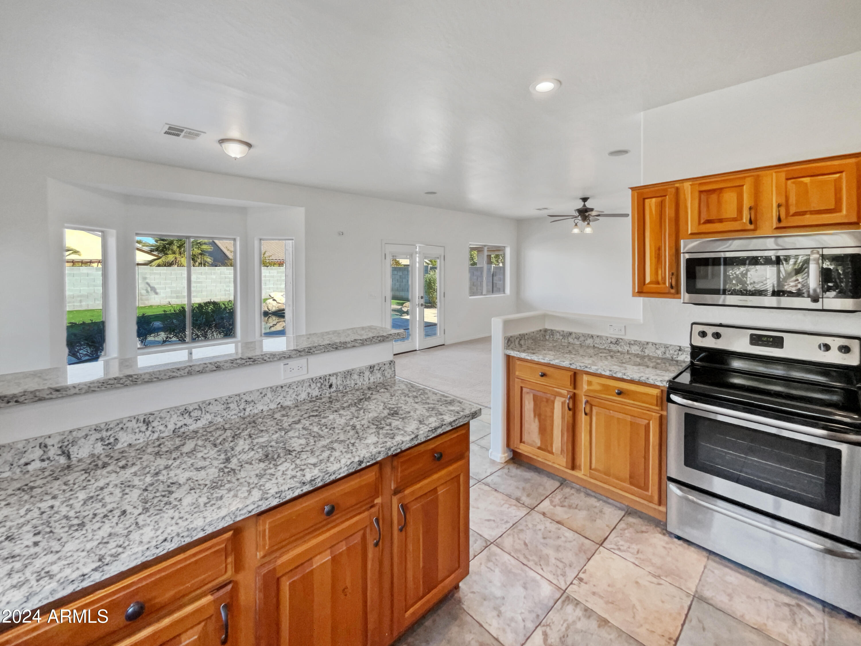 2624 W CARSON Road