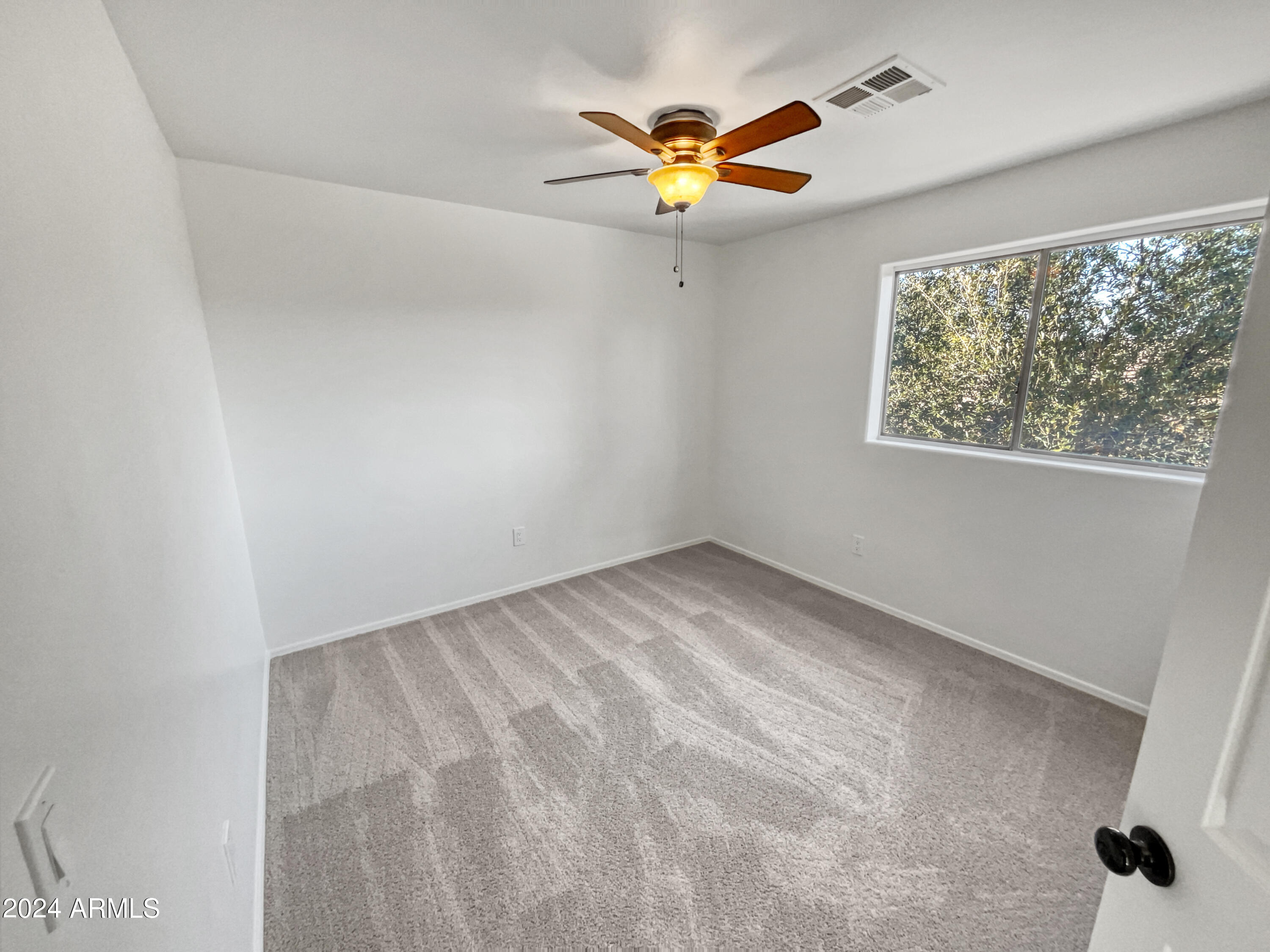 2624 W CARSON Road